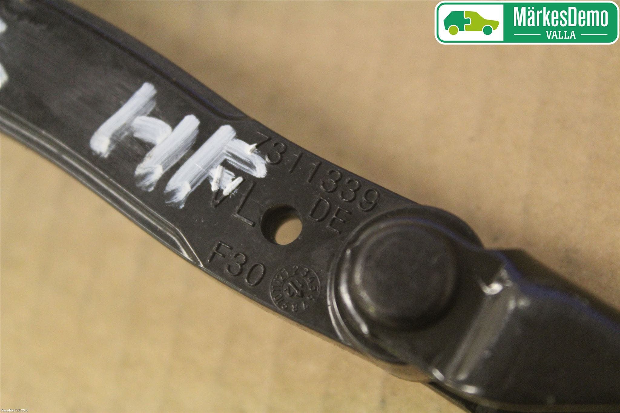 BMW 3 F30/F31/F80 12-19 Dörrstopp