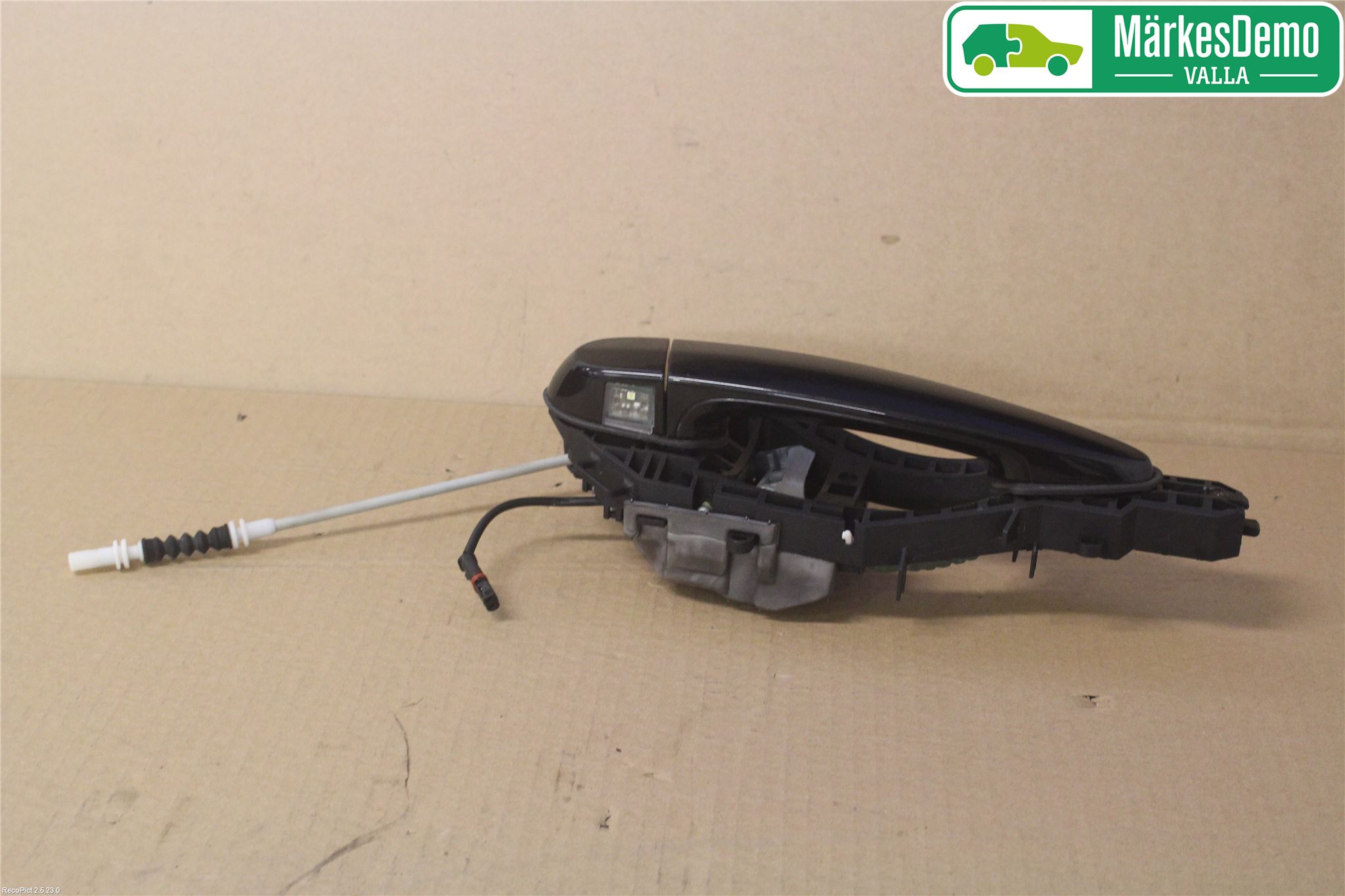 BMW 3 F30/F31/F80 12-19 Dörrhandtag Yttre Hö