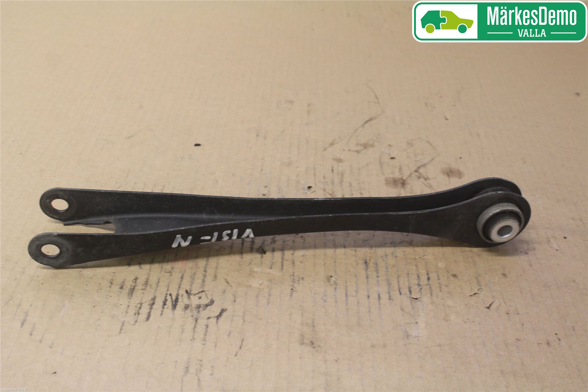 BMW 3 F30/F31/F80 12-19 Bärarm Bak Vänster