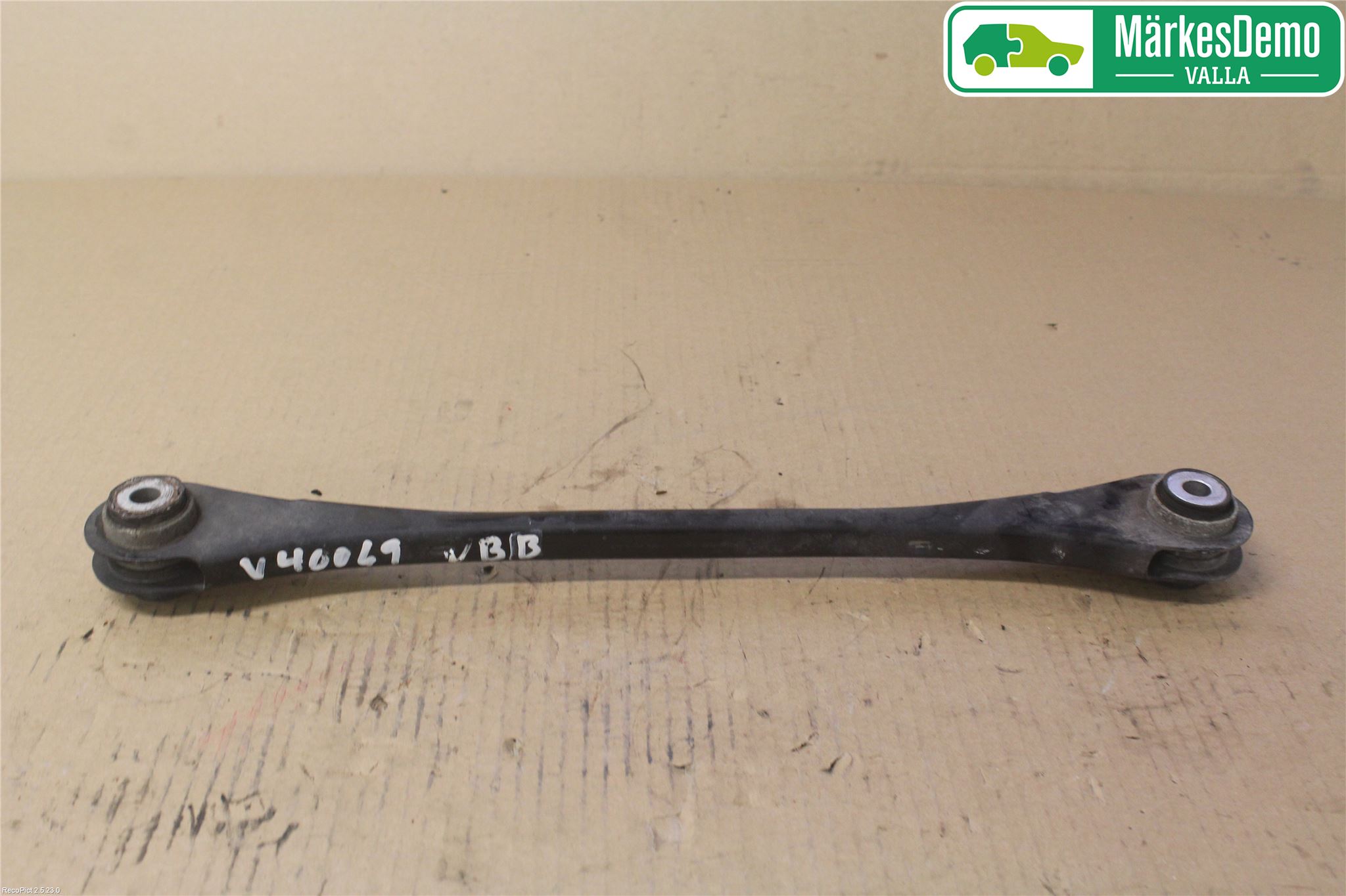 BMW 3 F30/F31/F80 12-19 Momentstag Bak