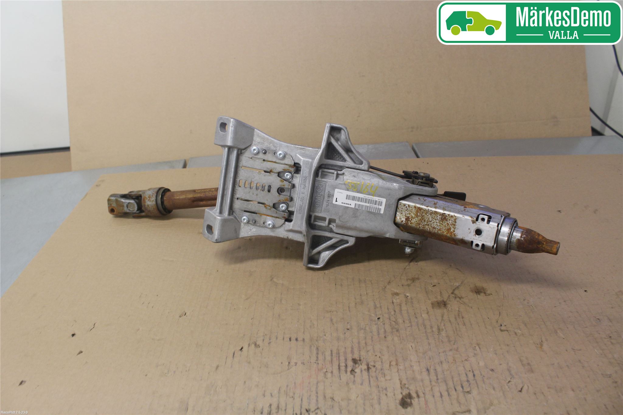 Volvo V40 12-19 Rattaxelagg Justerbart