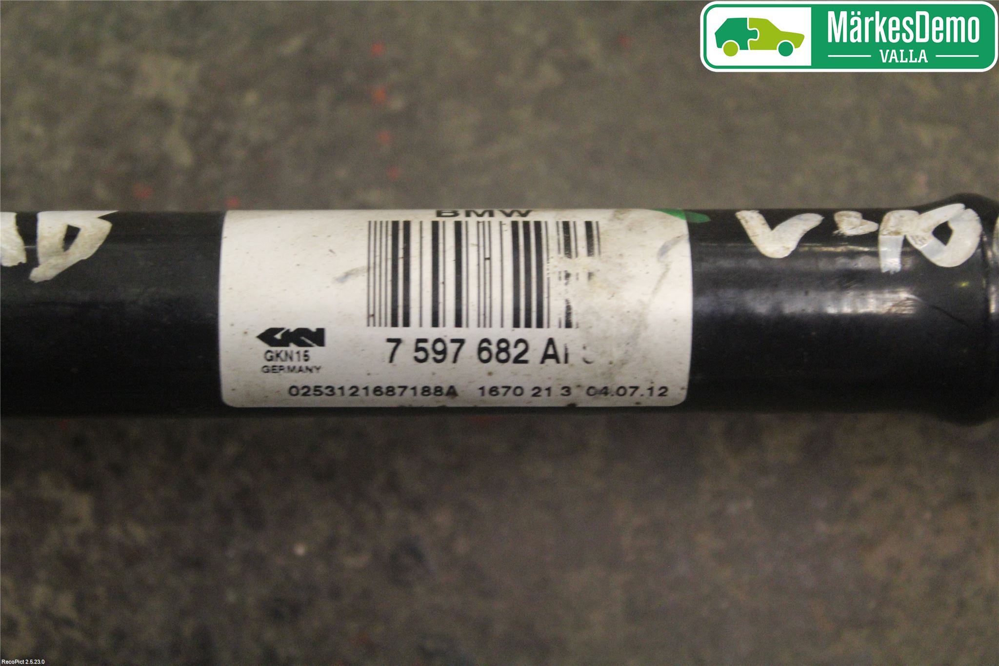 BMW 3 F30/F31/F80 12-19 Drivaxel Bak Höger