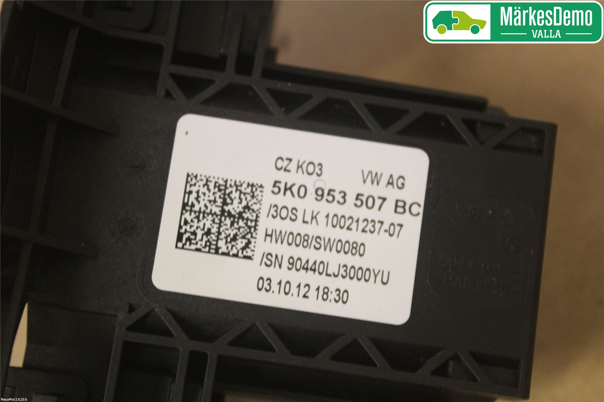 Volkswagen VW GOLF VI 09-13 Spakcentral