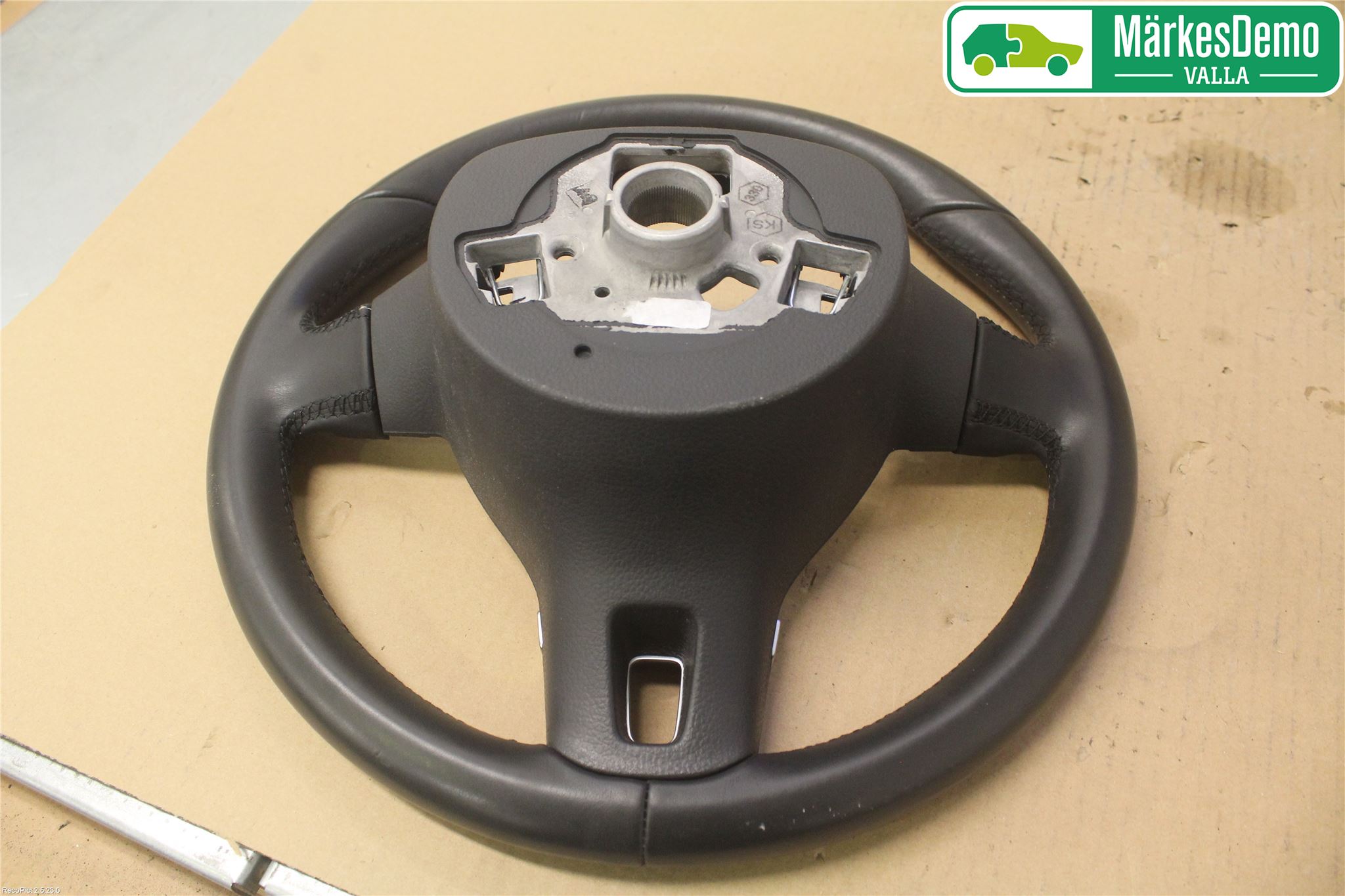 Volkswagen VW GOLF VI 09-13 Ratt