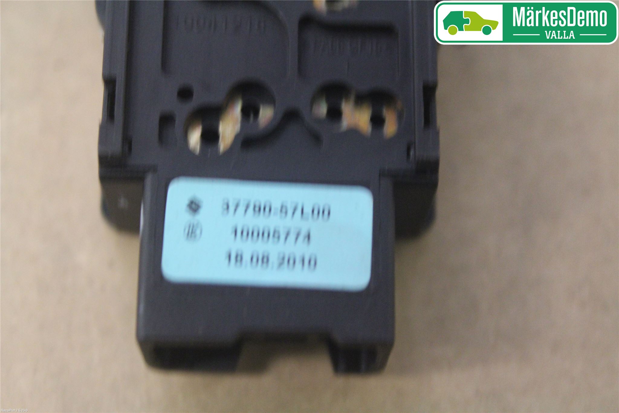 Suzuki KIZASHI Strömställare Växellåda