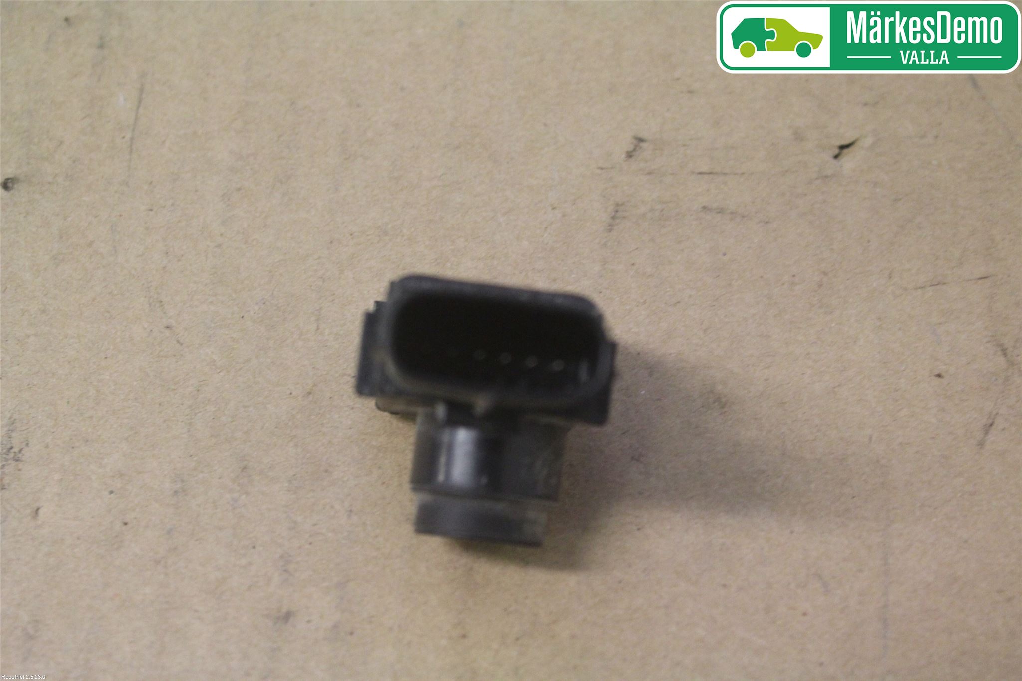 Suzuki KIZASHI Parkeringshjälp Frontsensor