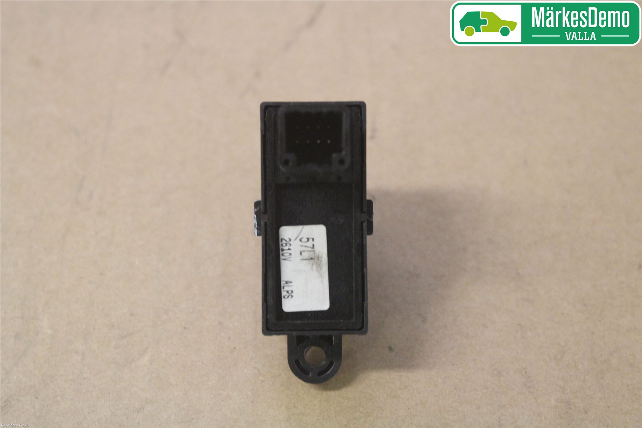 Suzuki KIZASHI Strömställare Elhiss