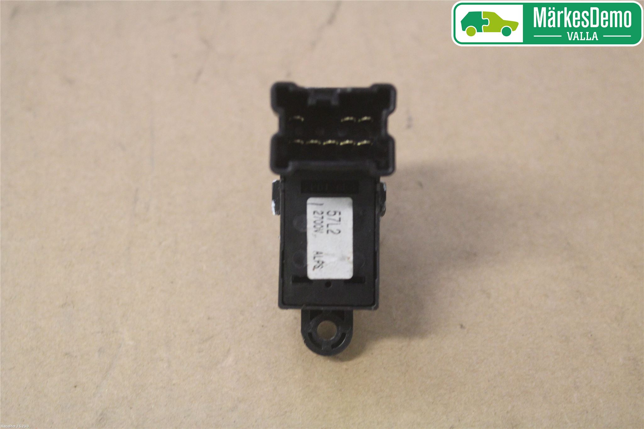 Suzuki KIZASHI Strömställare Elhiss