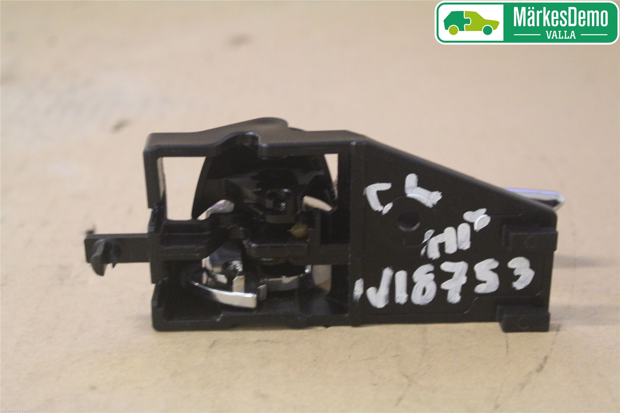 Suzuki KIZASHI Dörrhandtag Inre Hö