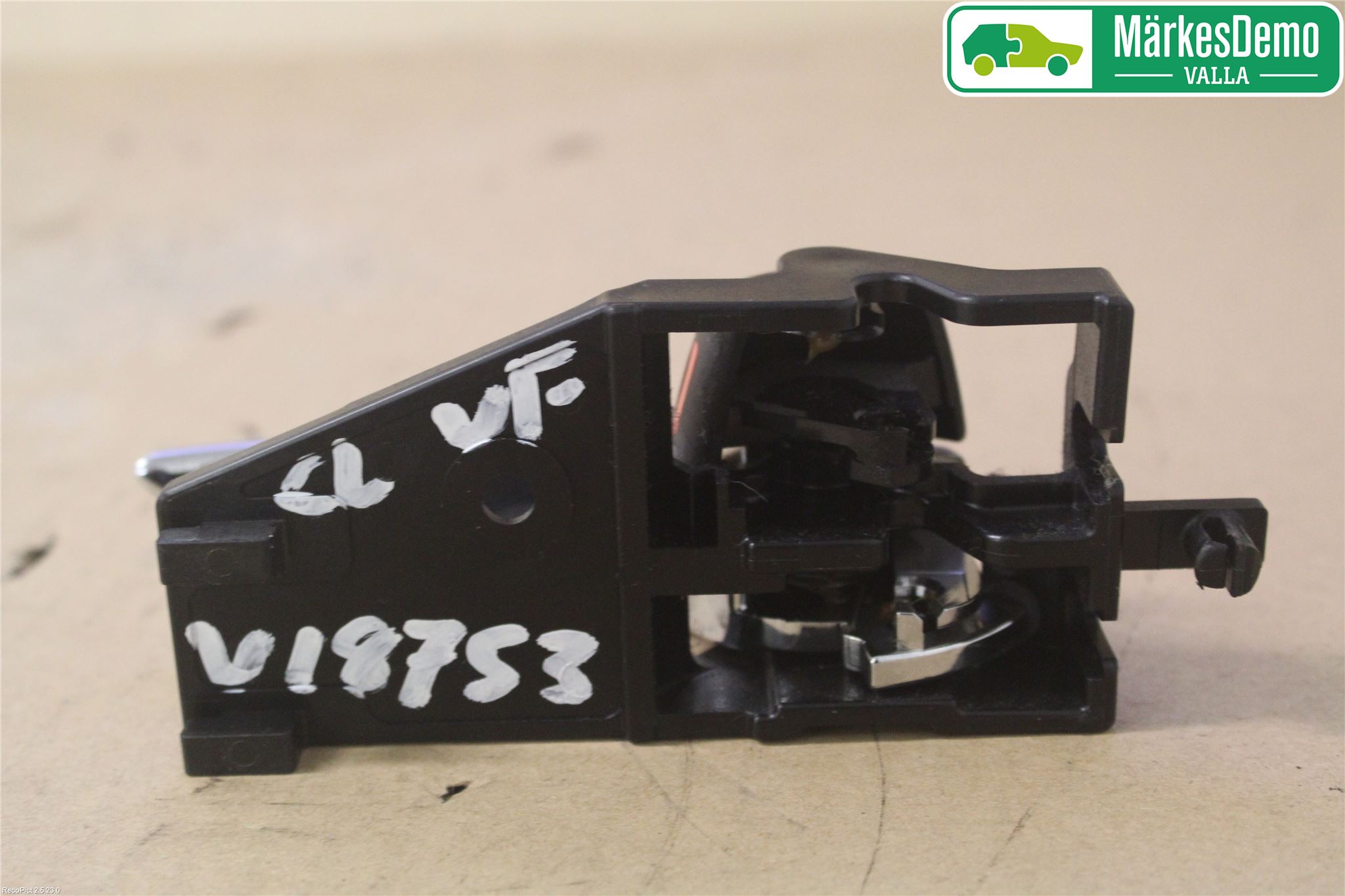 Suzuki KIZASHI Dörrhandtag Inre Vä