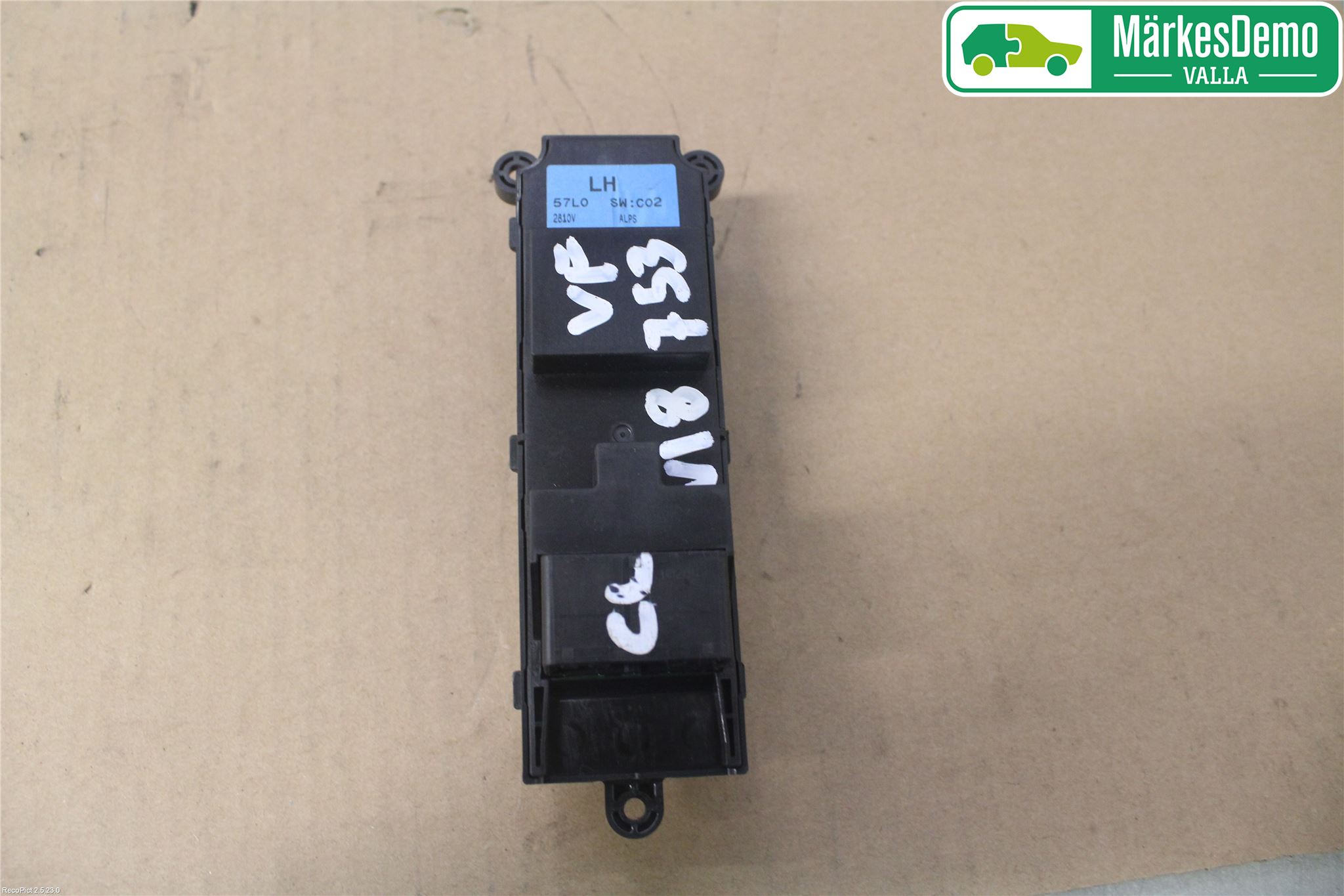 Suzuki KIZASHI Strömställare Elhiss