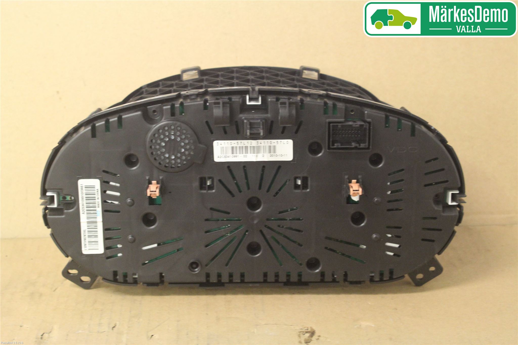 Suzuki KIZASHI Instrument Komb