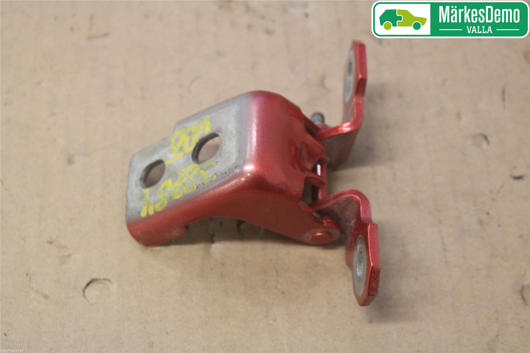 Renault CLIO IV 12-16 Dörrgångjärn