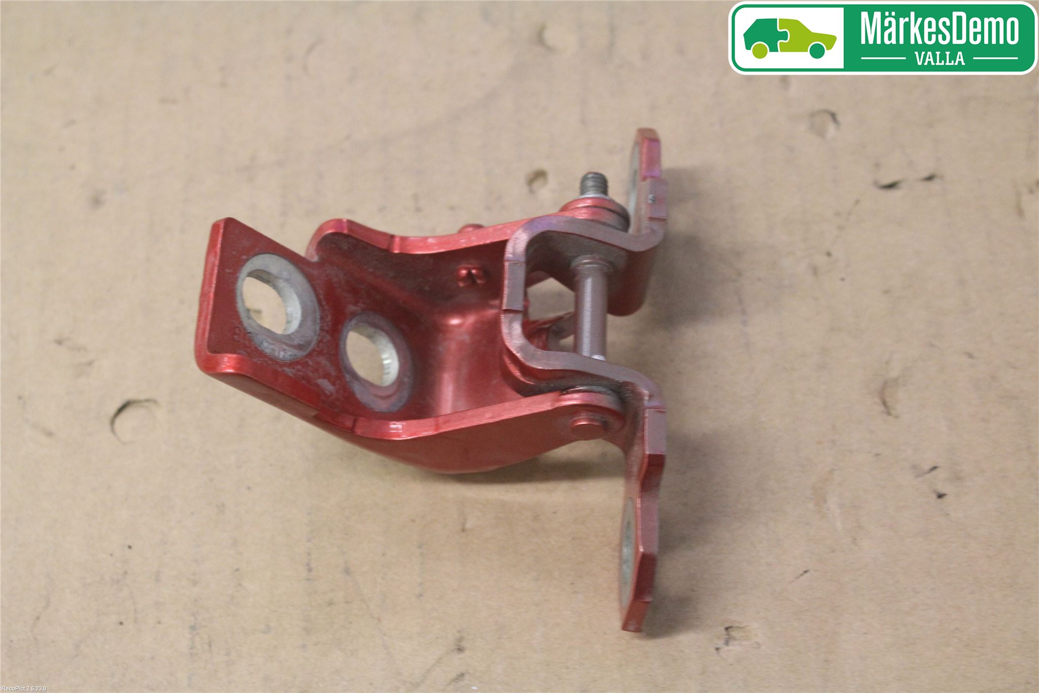 Renault CLIO IV 12-16 Dörrgångjärn