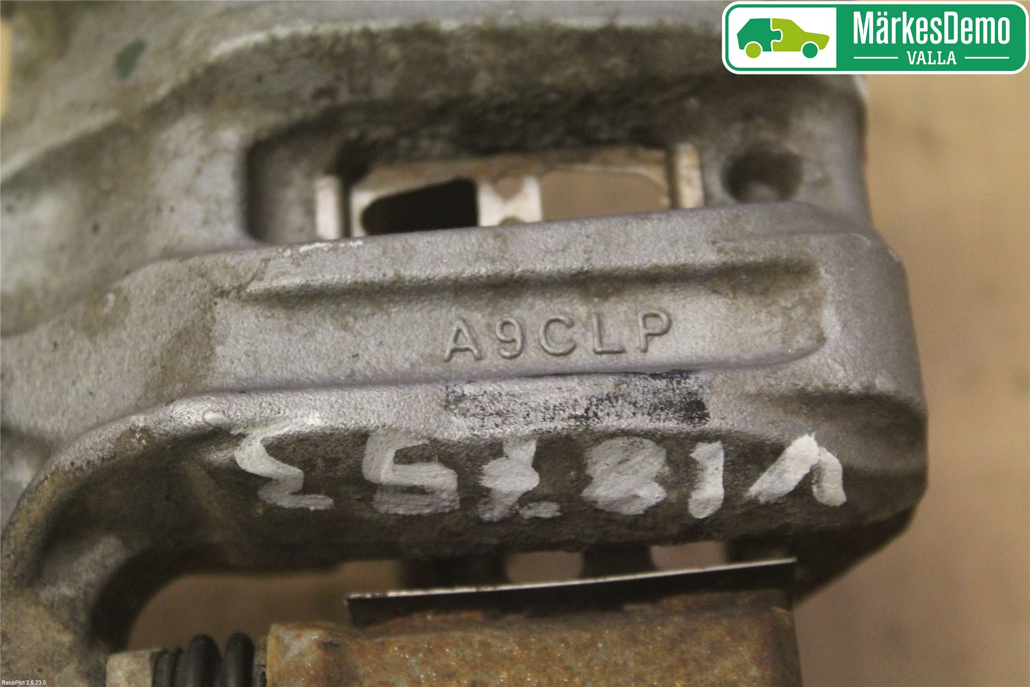 Suzuki KIZASHI Bromsok Bak Höger