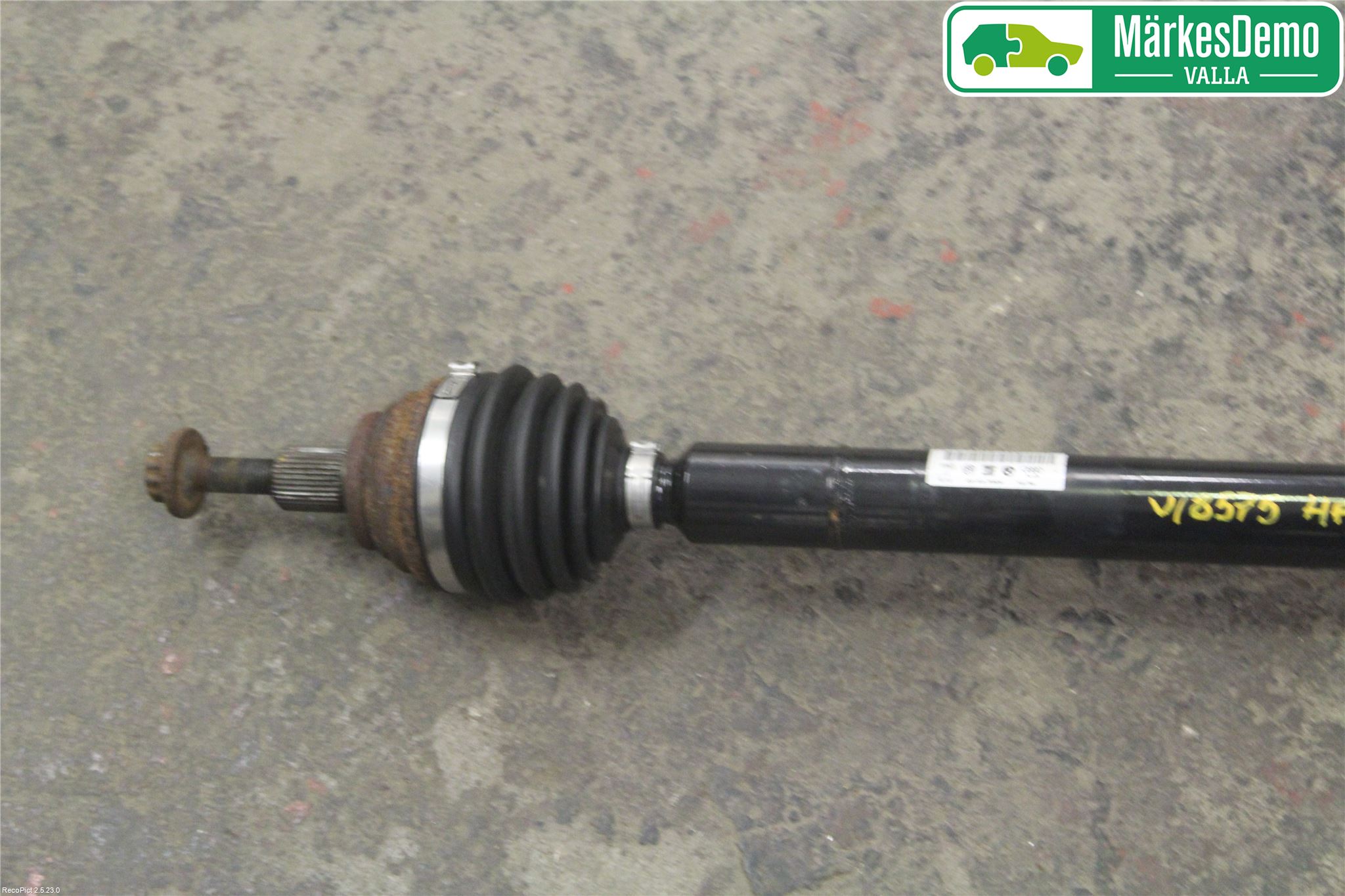 Volkswagen VW GOLF PLUS/CROSS GOLF 04-14 Drivaxel Fram Höger
