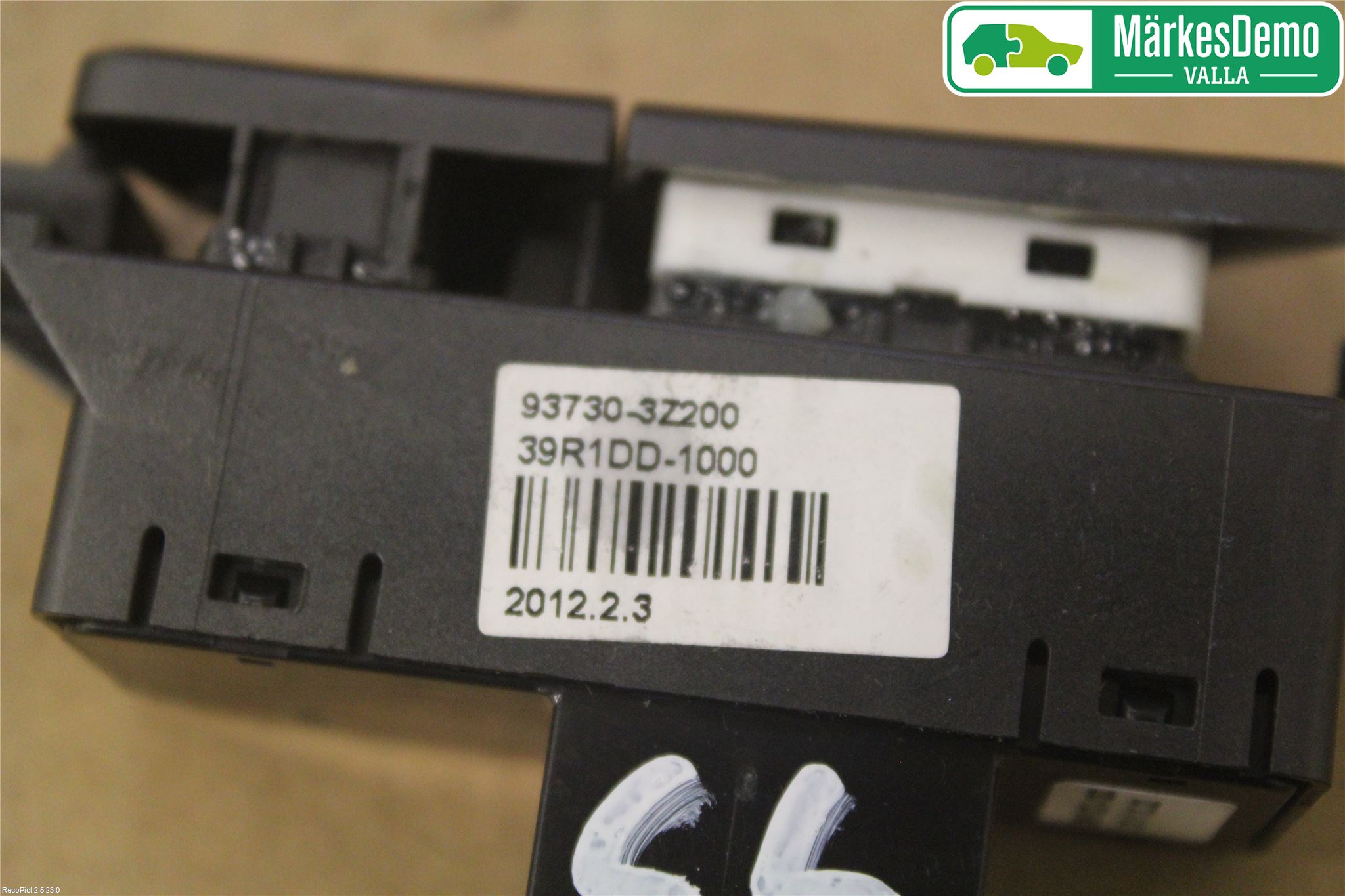 Hyundai i40 08-15 Strömställare Stolvärme