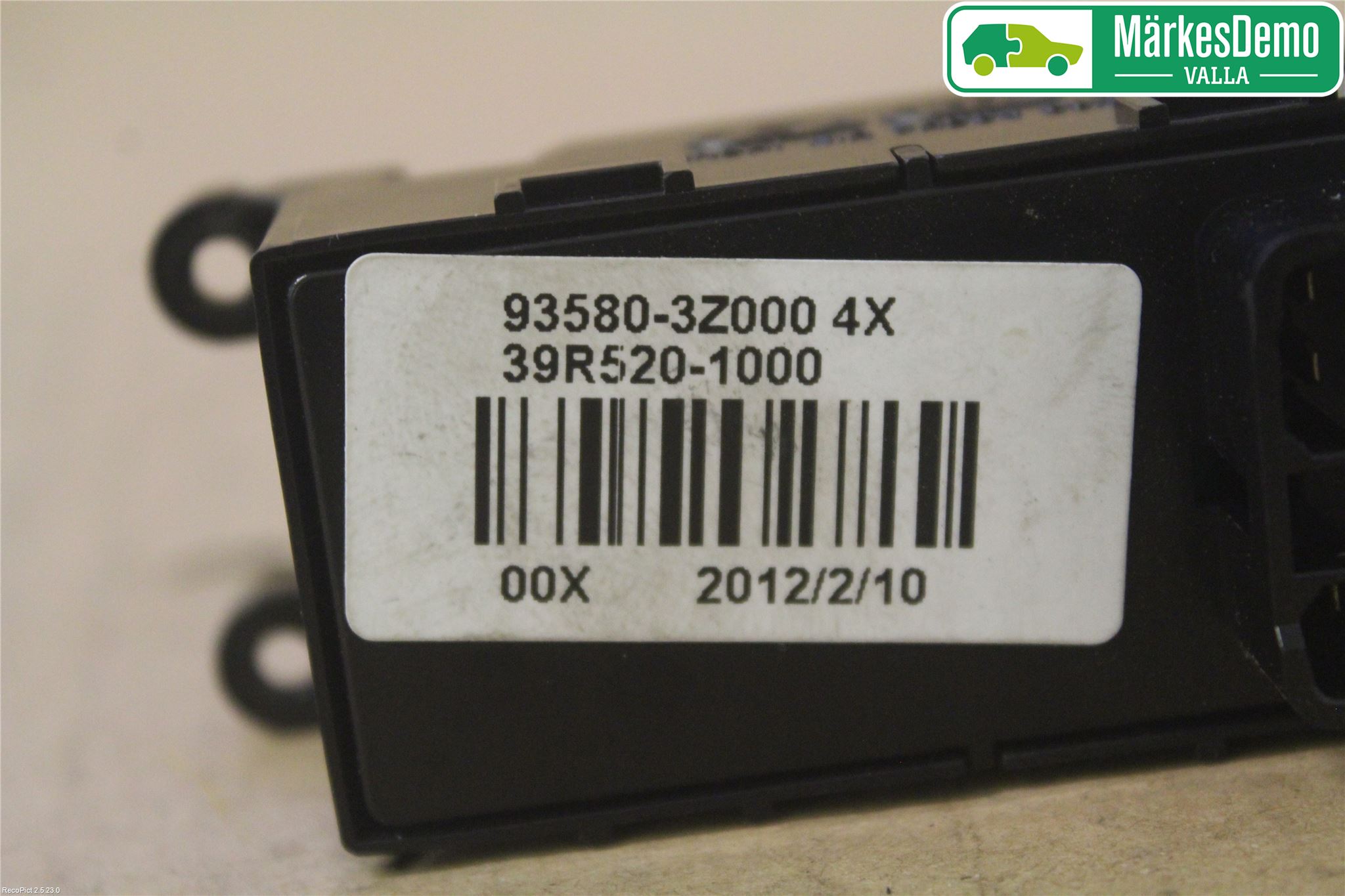 Hyundai i40 08-15 Strömställare Elhiss