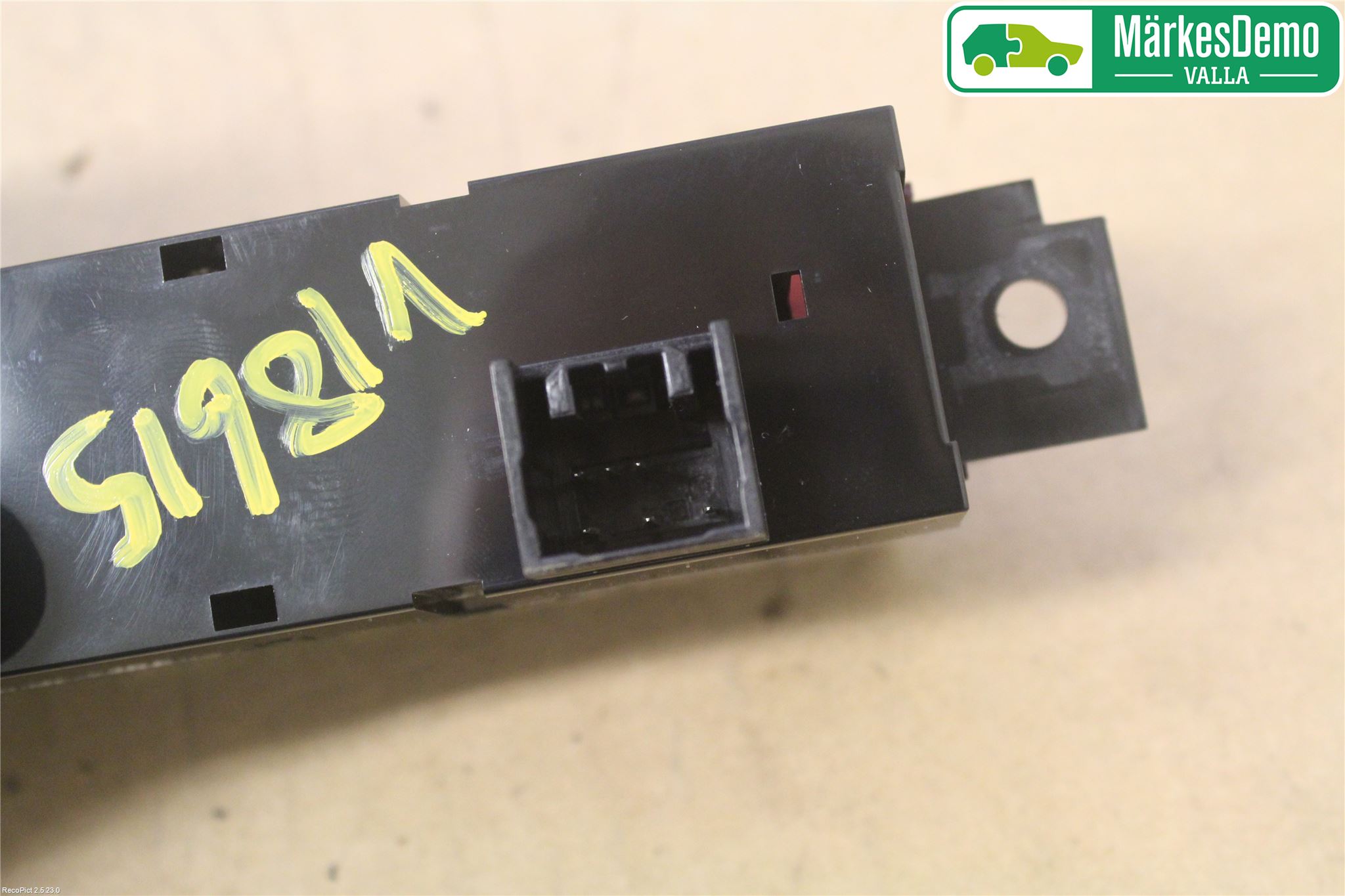 Subaru OUTBACK 10-15 Färddator