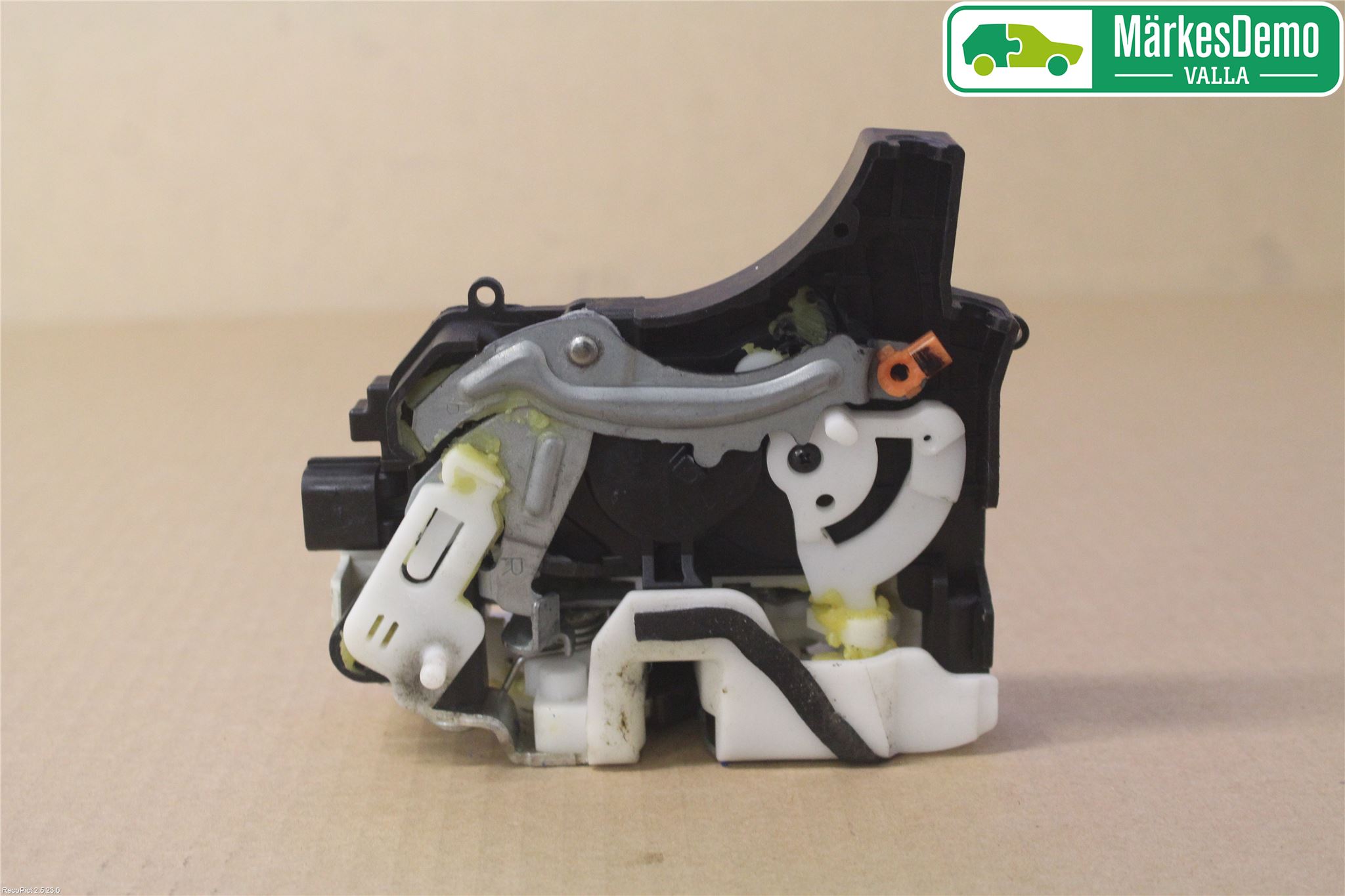 Mitsubishi OUTLANDER 07-12 Låskista-Dörrlås