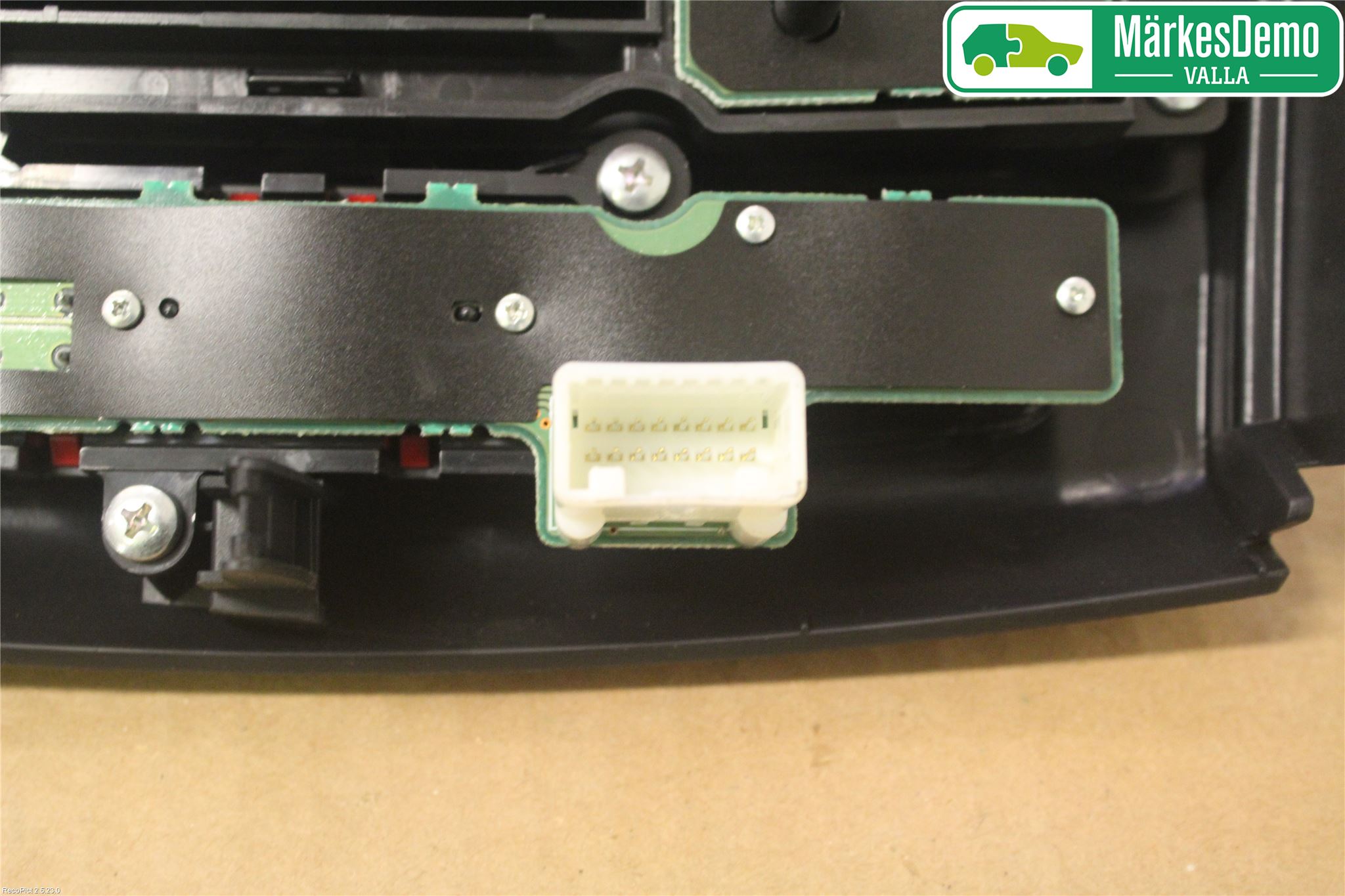 Mitsubishi OUTLANDER 07-12 Cd Radio - Multimediapanel