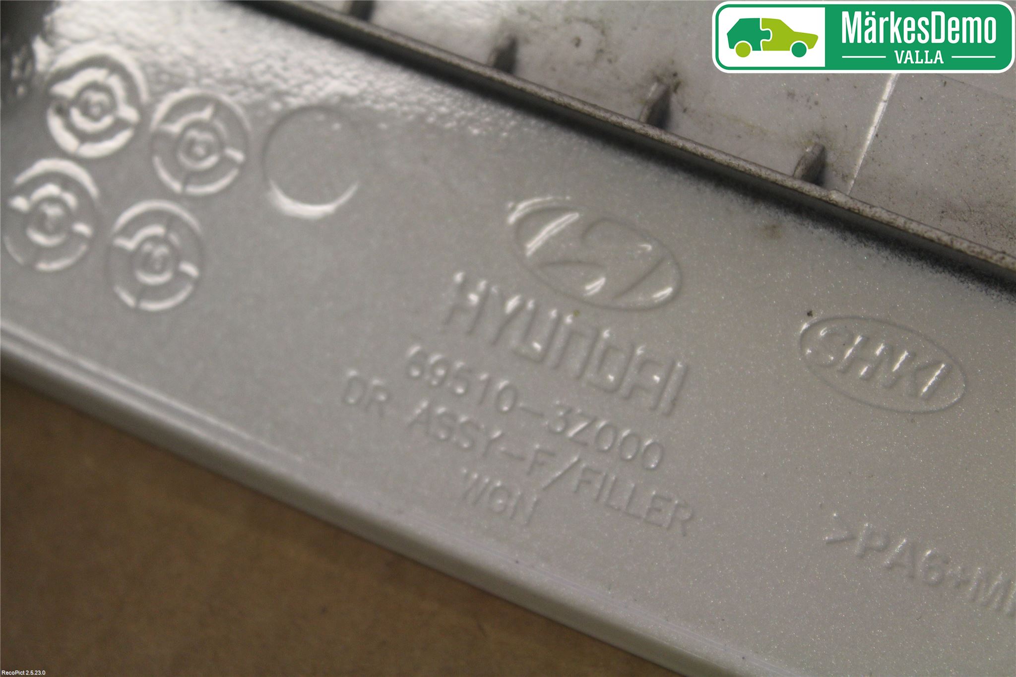 Hyundai i40 08-15 Tanklucka