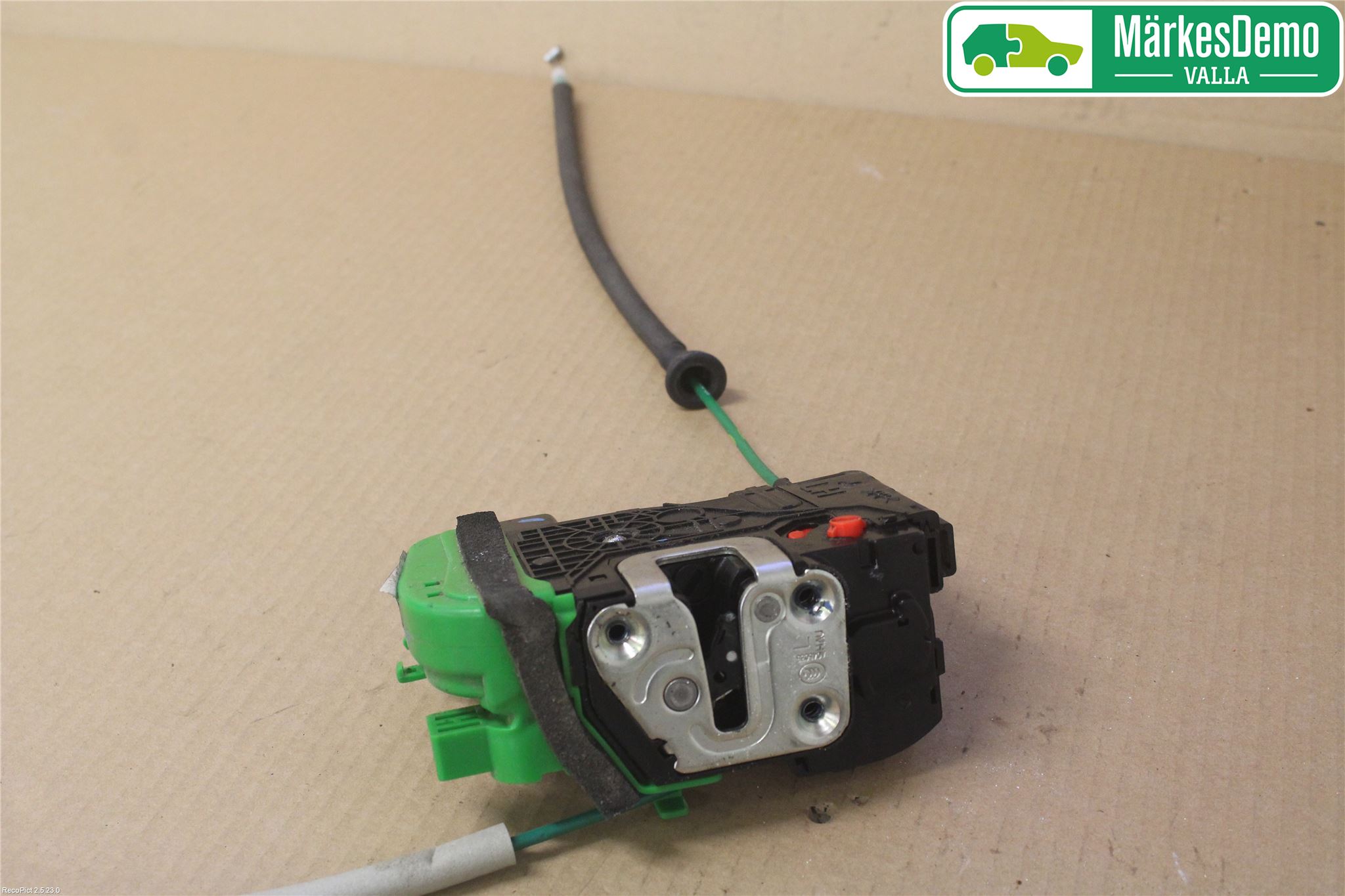 Hyundai i40 08-15 Låskista-Dörrlås