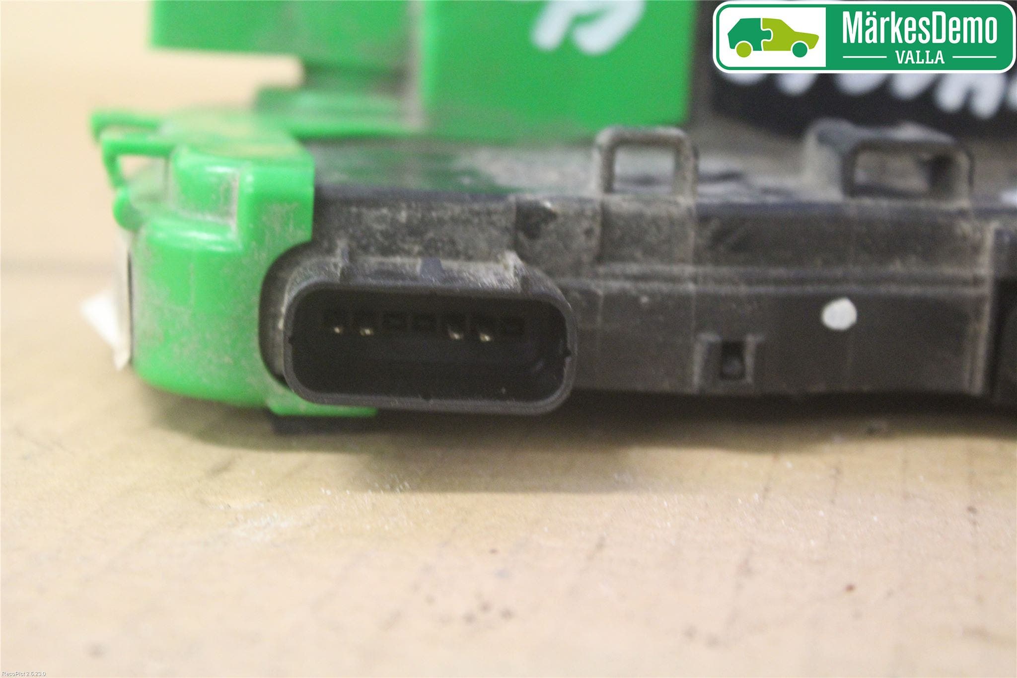 Hyundai i40 08-15 Låskista-Dörrlås