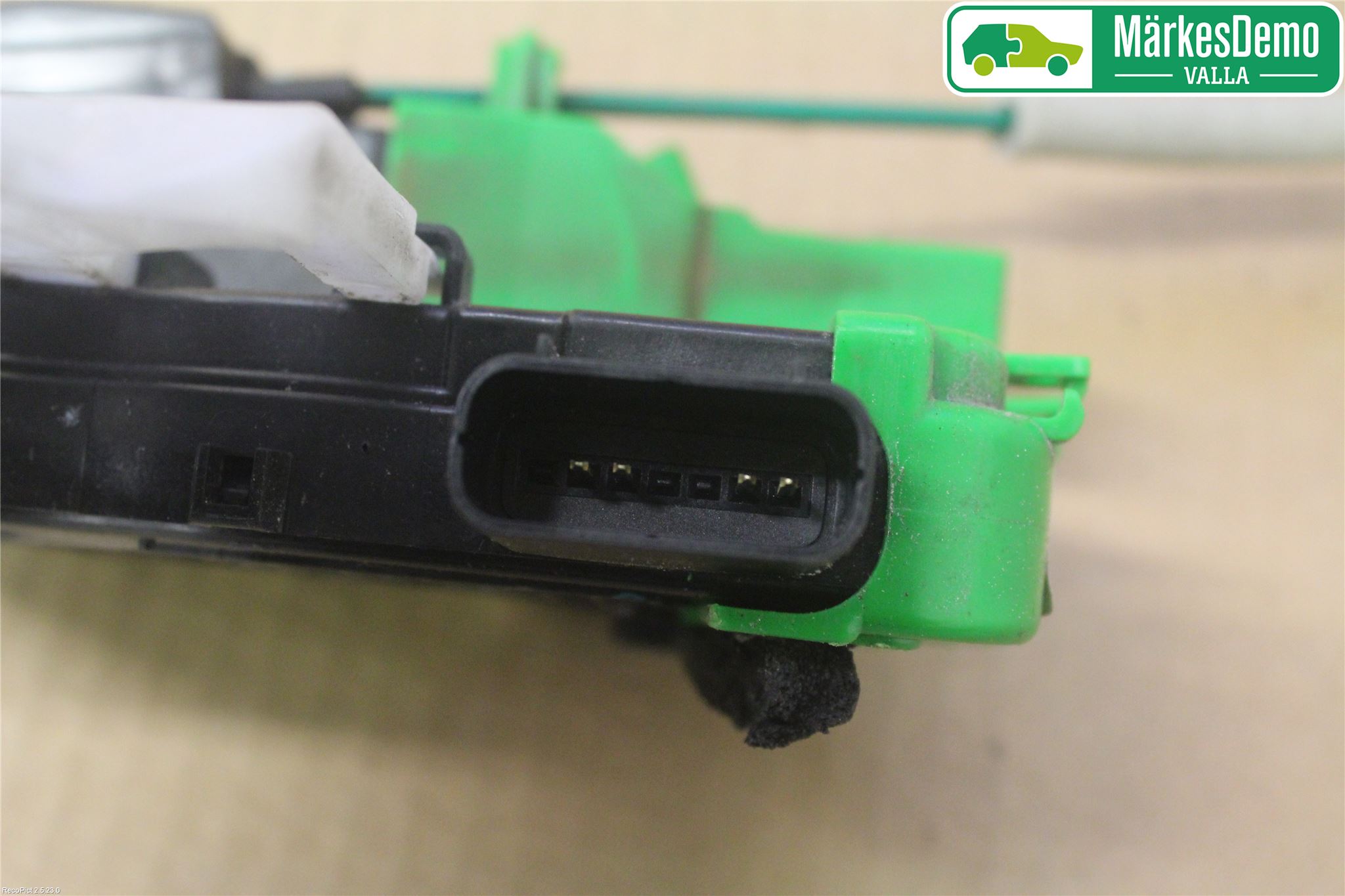 Hyundai i40 08-15 Låskista-Dörrlås