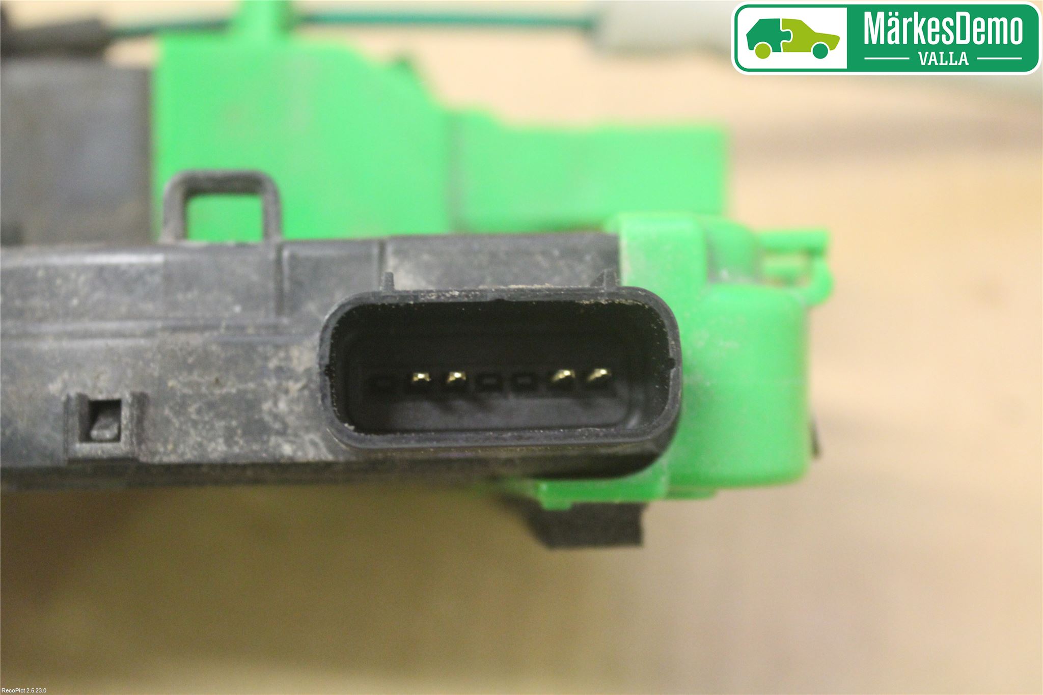 Hyundai i40 08-15 Låskista-Dörrlås