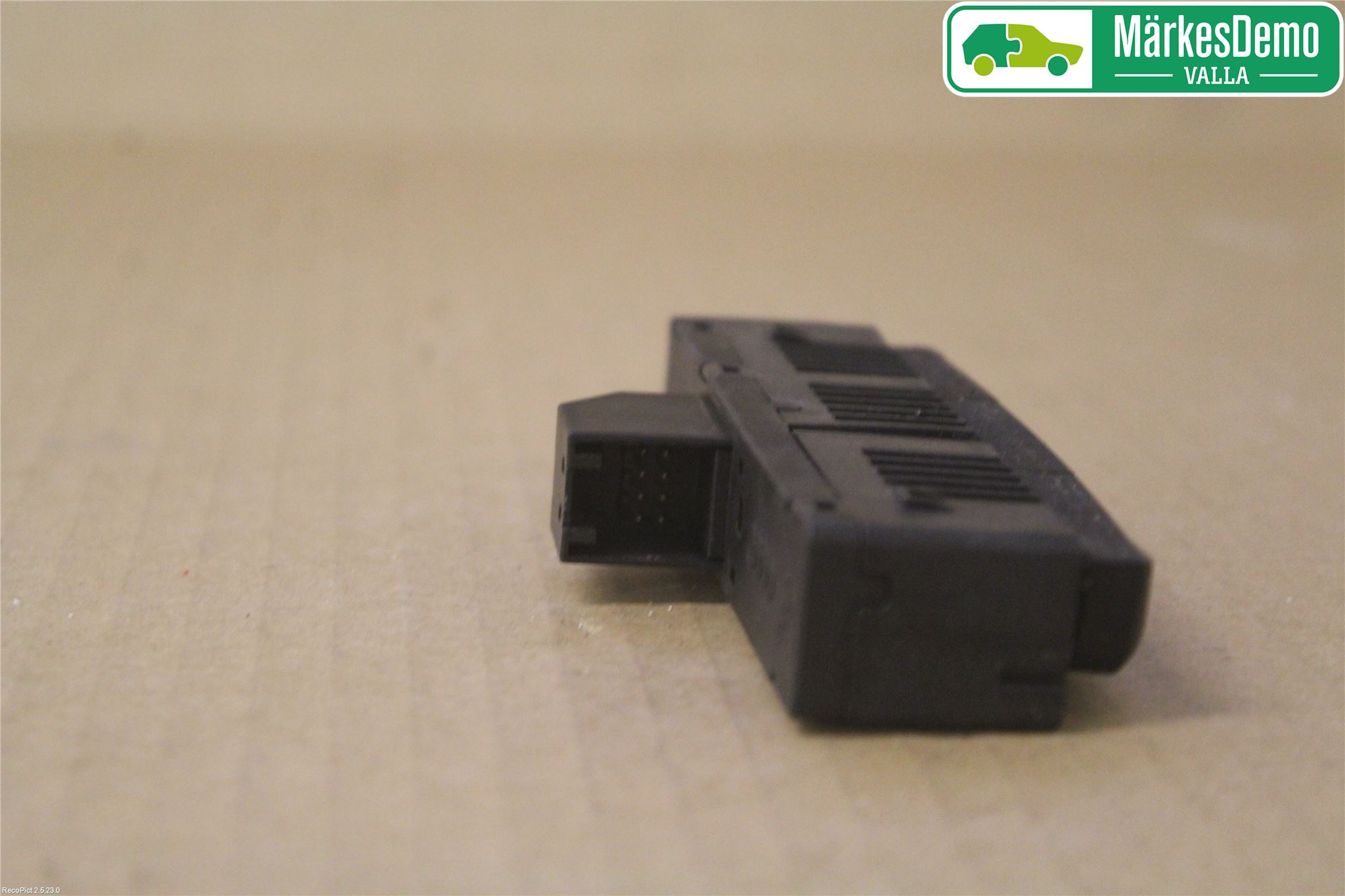 Audi A5 07-16 Strömställare Antisladd