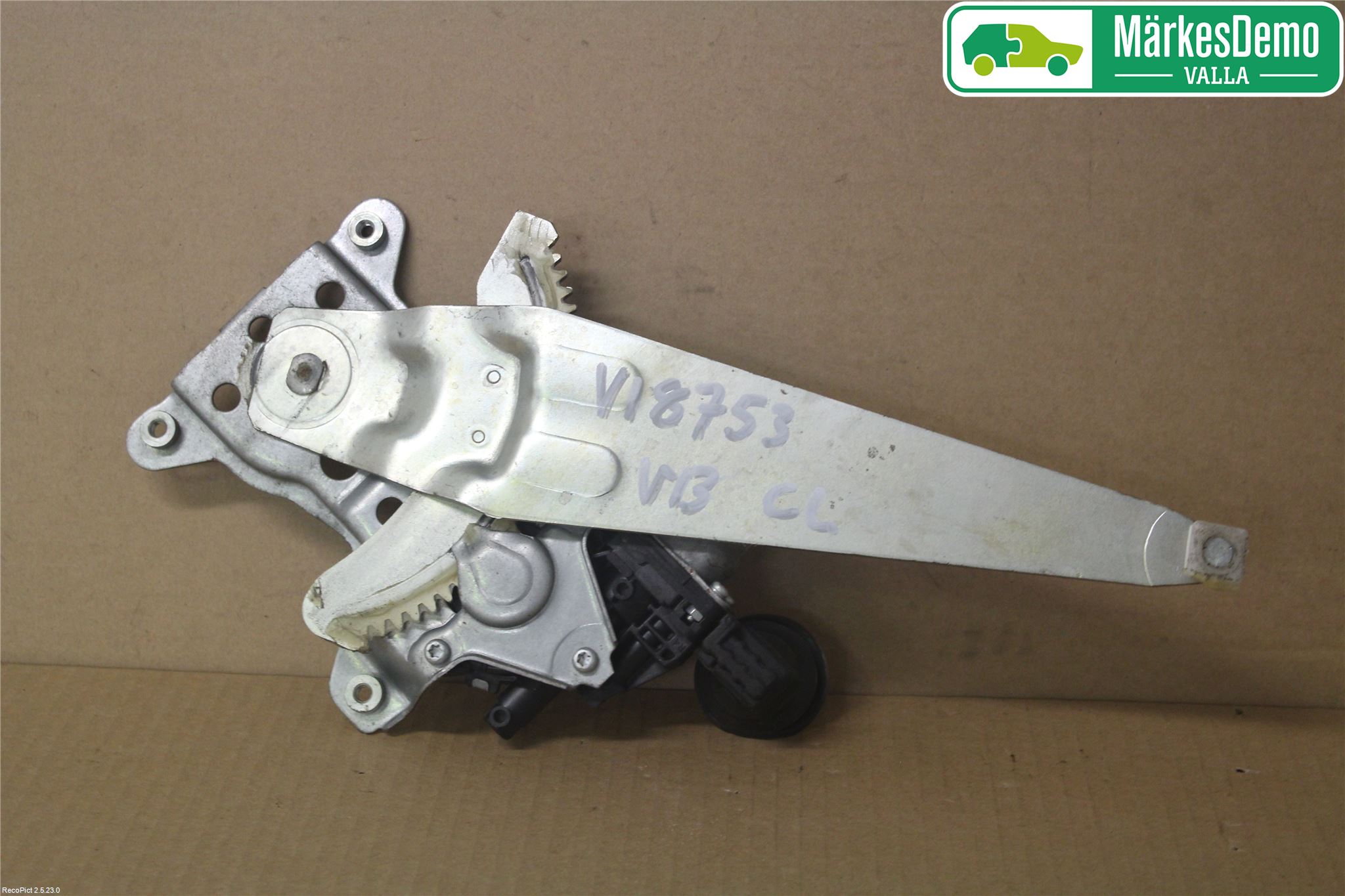 Suzuki KIZASHI Fönsterhiss El Kompl