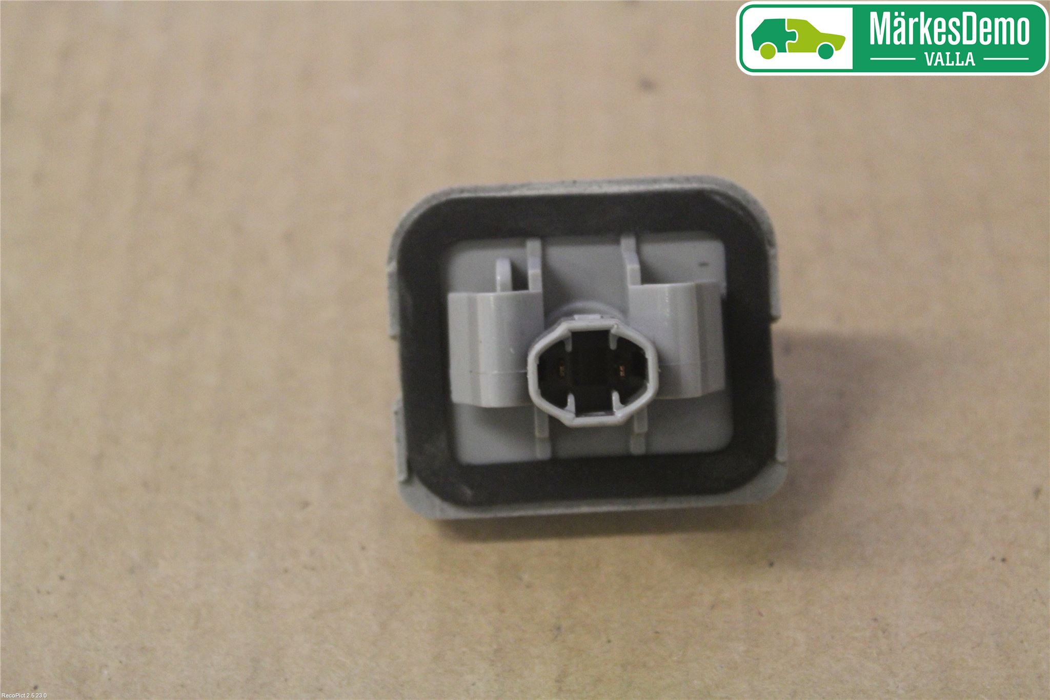 Mazda 5 10-18 Skylt Belysning