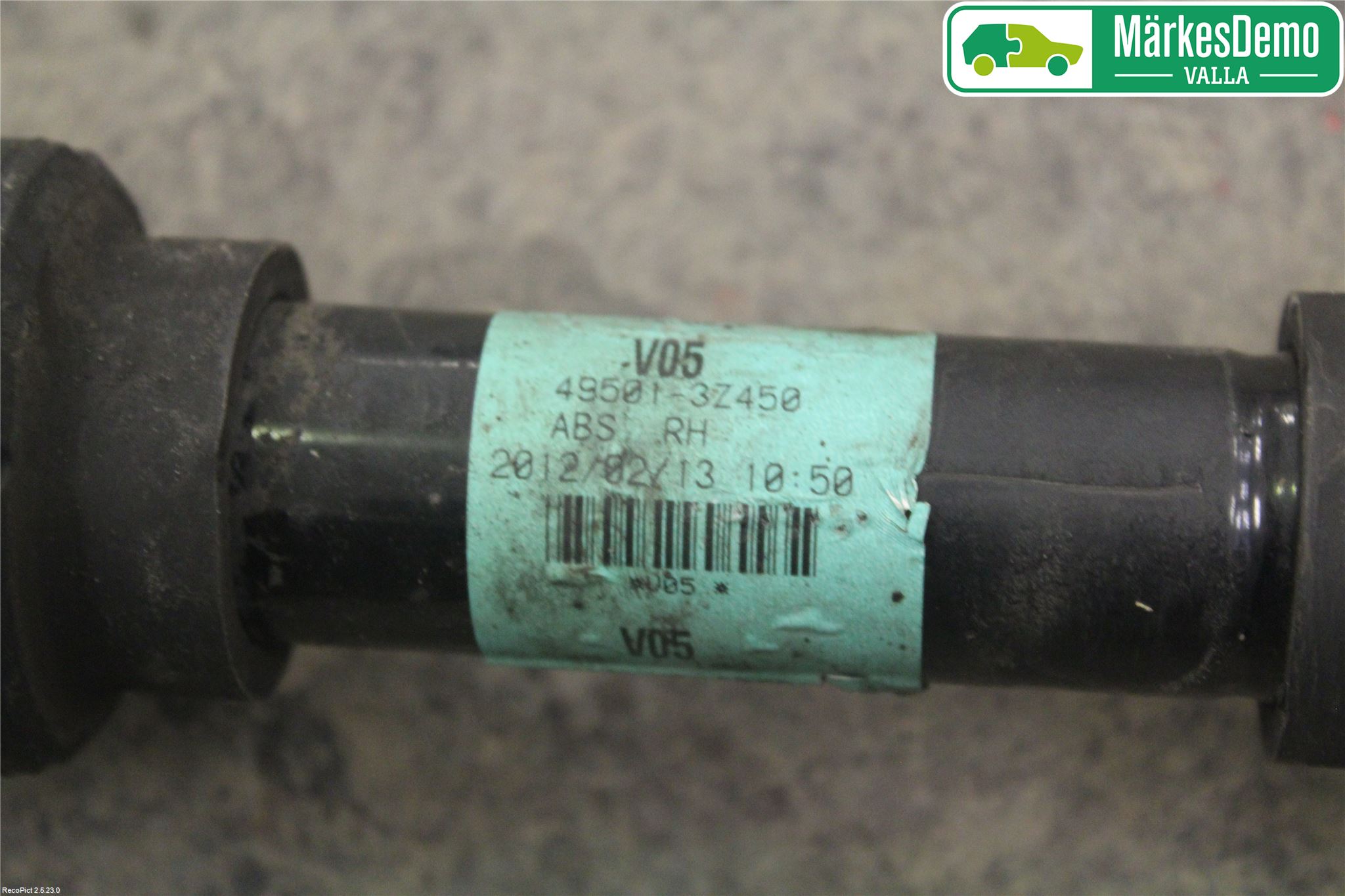 Hyundai i40 08-15 Drivaxel Fram Höger