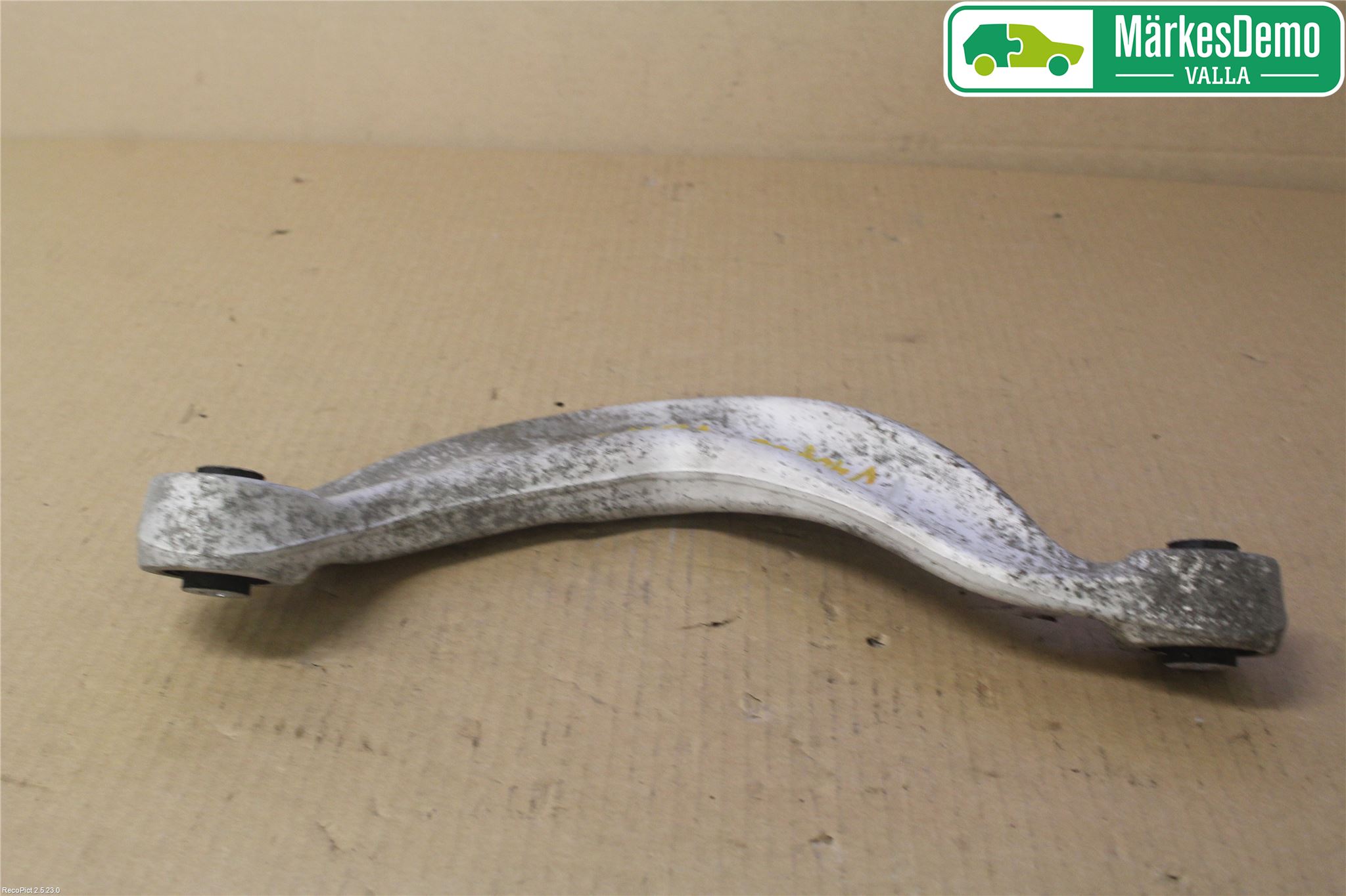 Audi A5 07-16 Bärarm Bak Övre Vänster