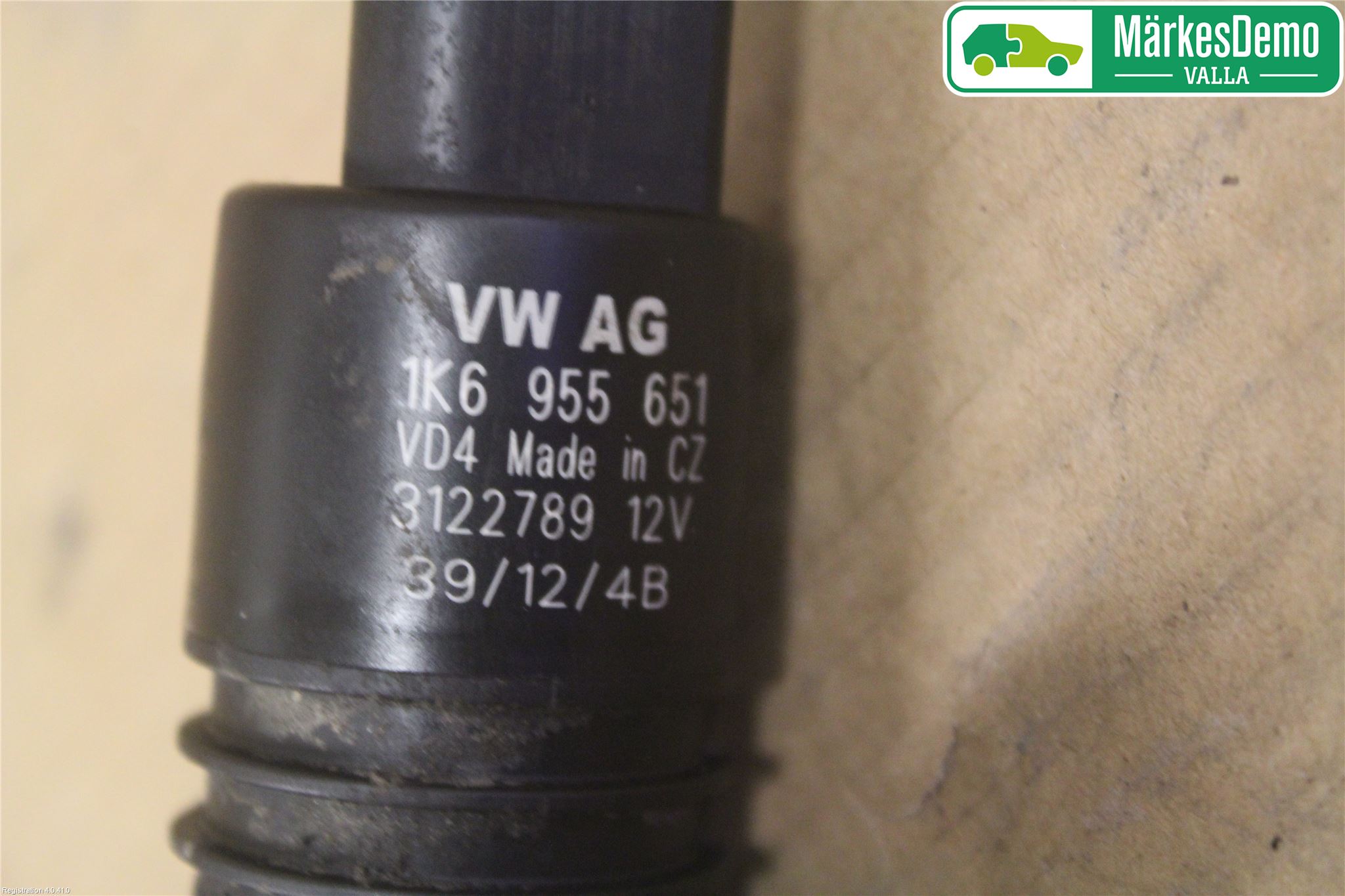 Volkswagen VW PASSAT 11-14 Spolarpump Vindruta