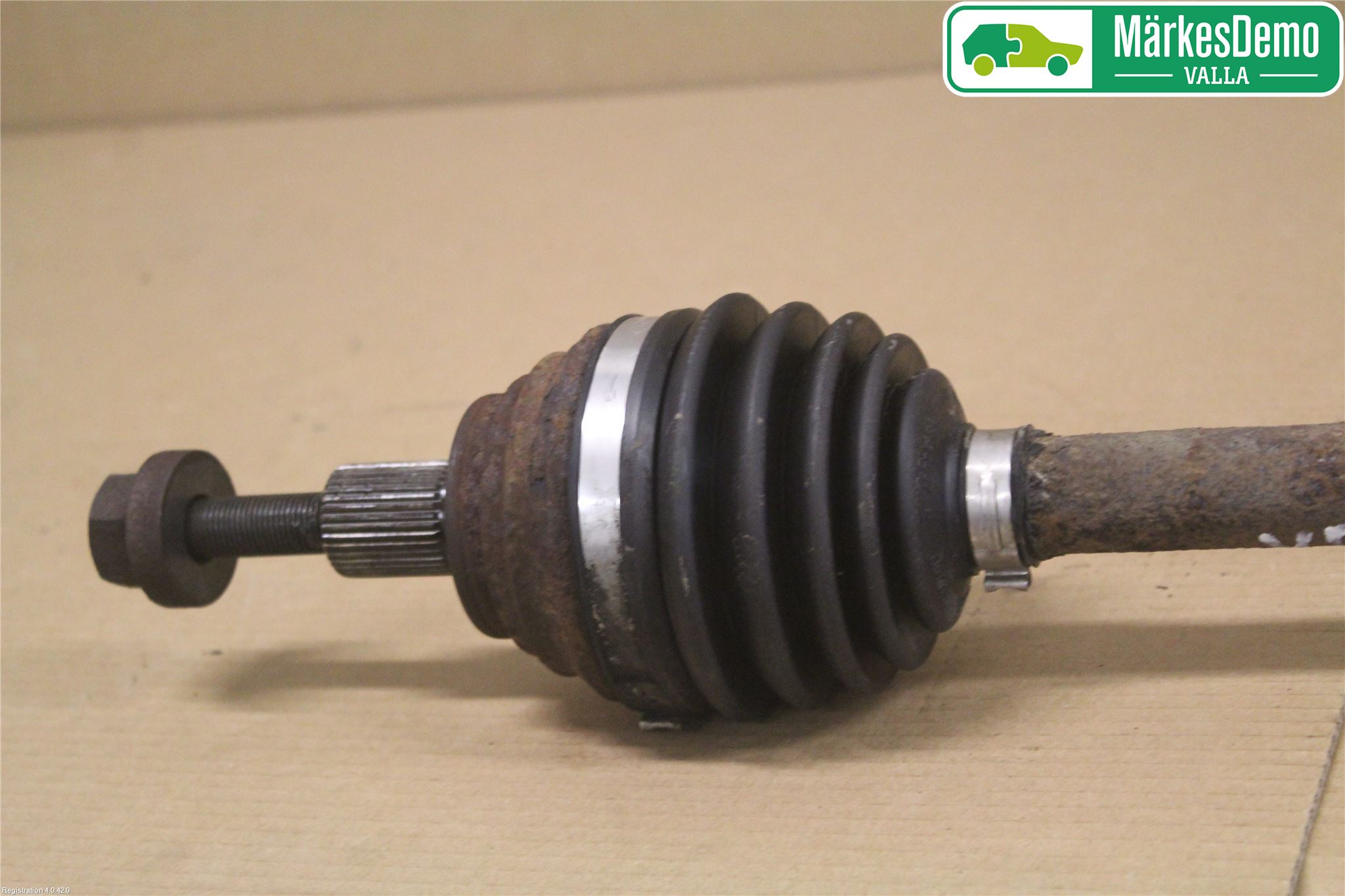 Volkswagen VW PASSAT 05-11 Drivaxel Bak Vänster