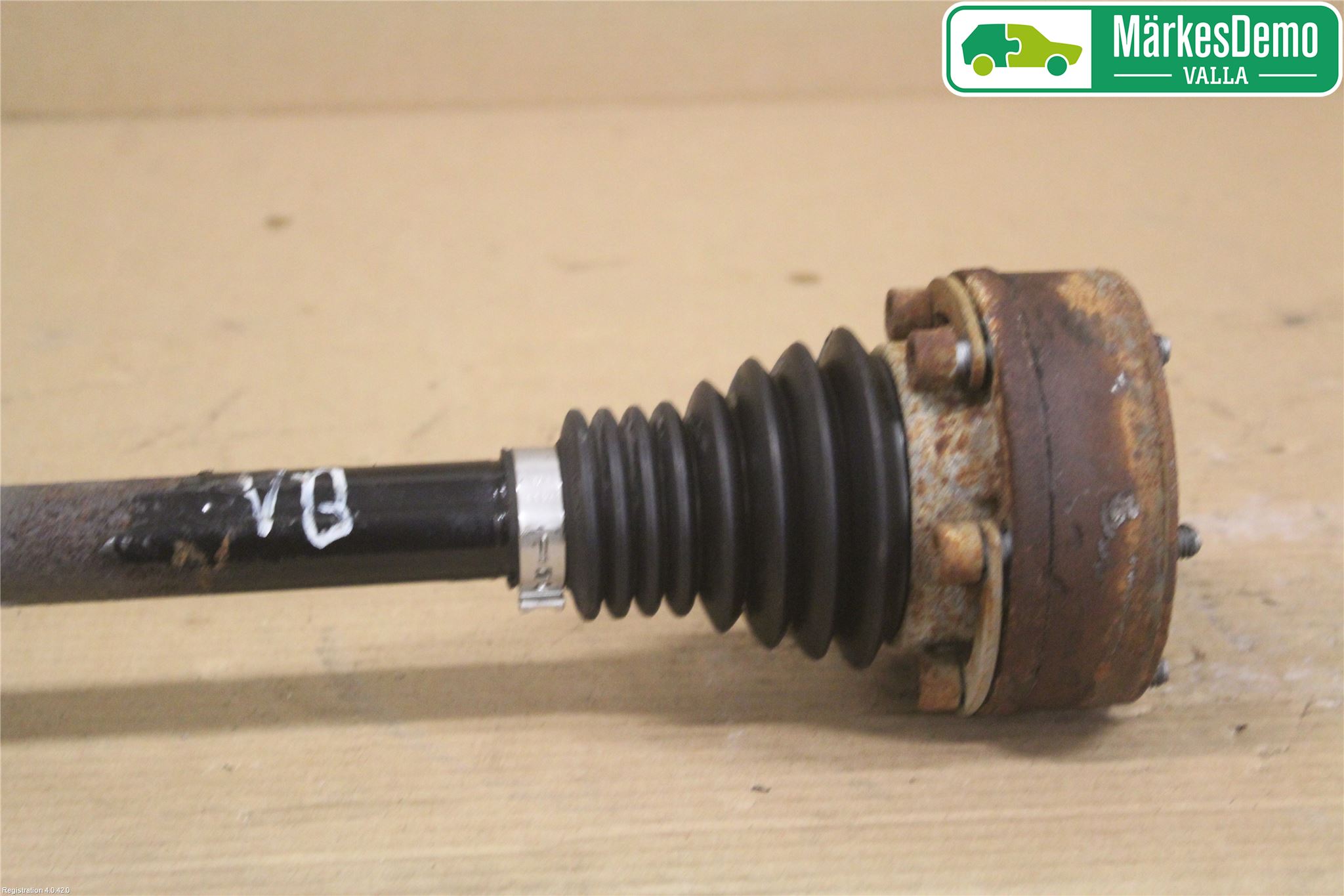 Volkswagen VW PASSAT 05-11 Drivaxel Bak Vänster