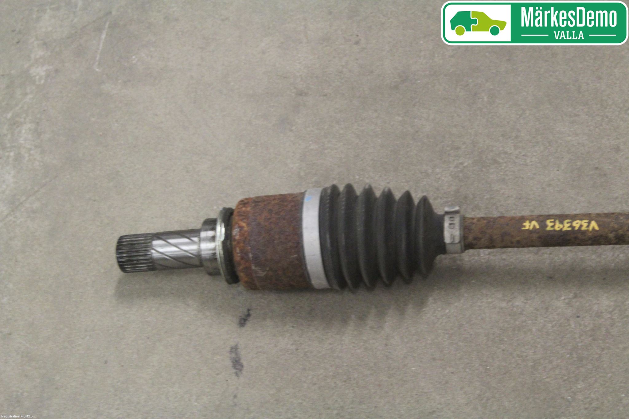 Renault CLIO III  09-12 Drivaxel Fram Vänster