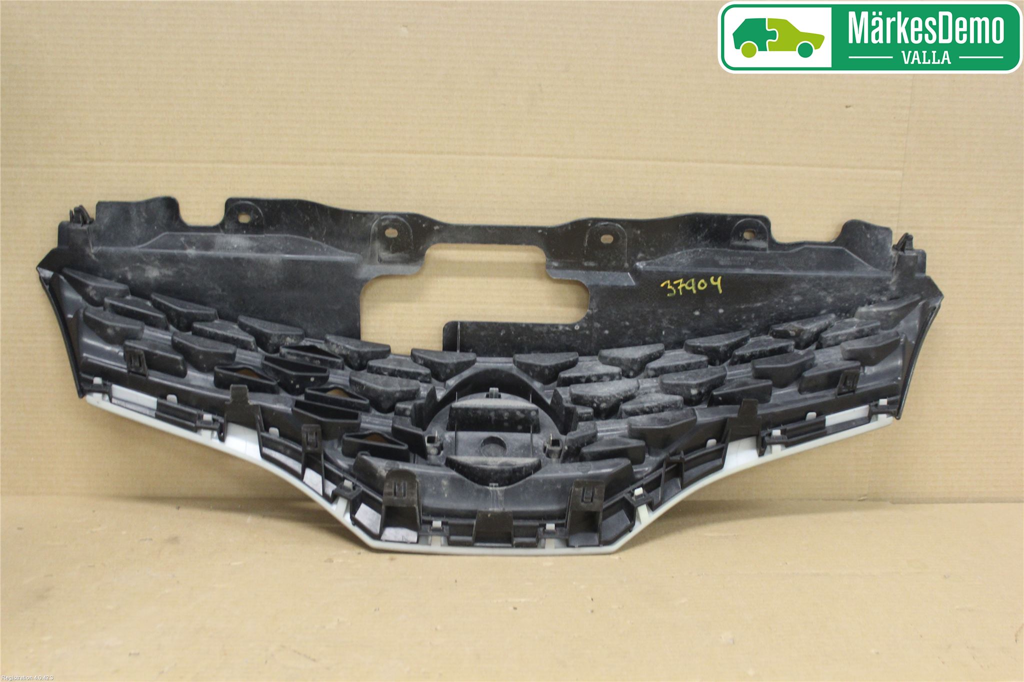 Nissan NV200/NV200 COMBI Grill Komp