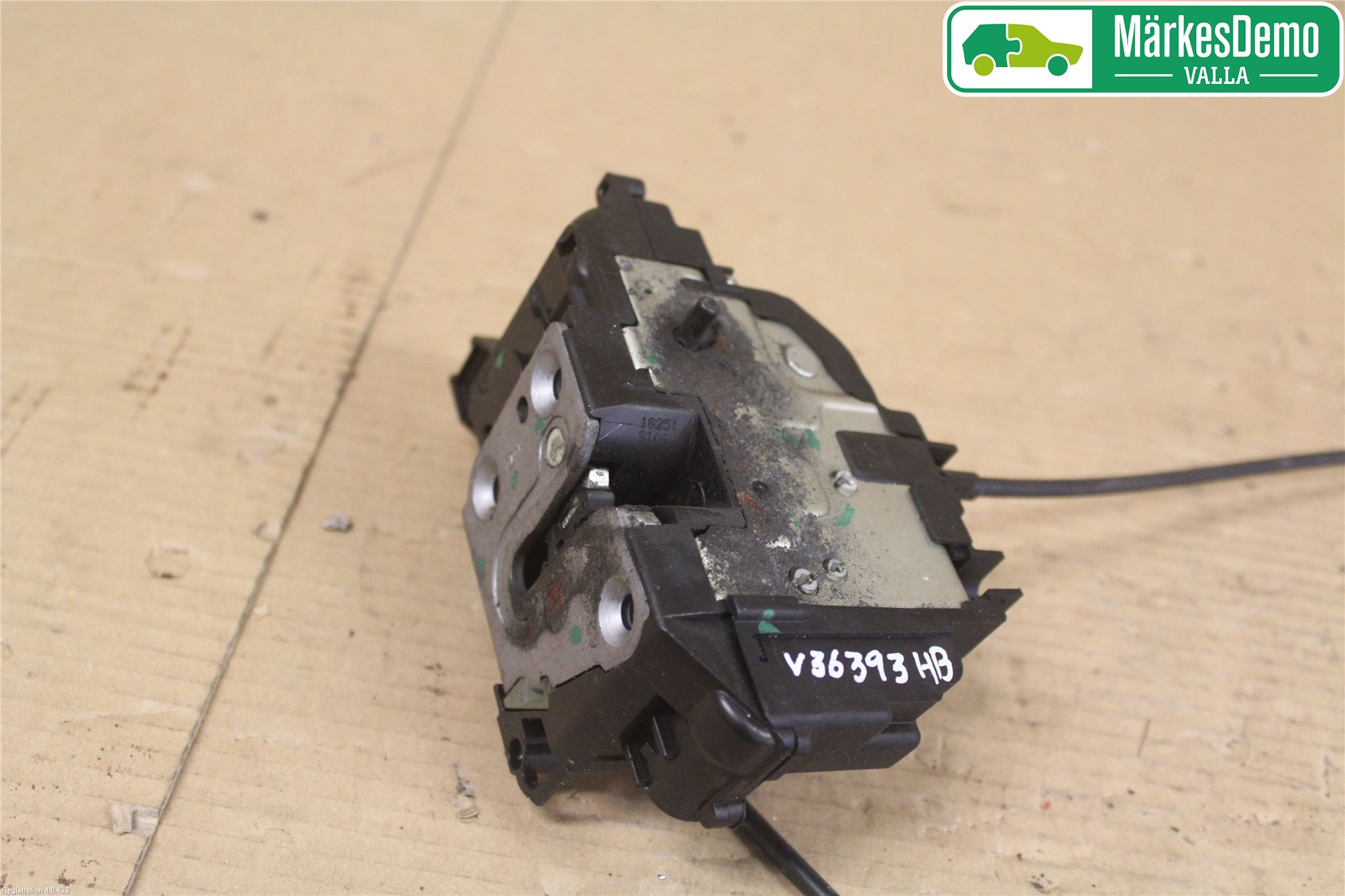 Renault CLIO III  09-12 Låskista-Dörrlås