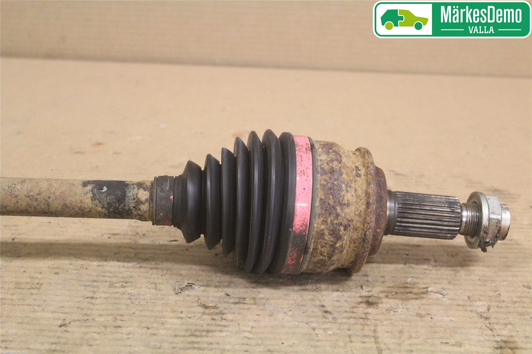Suzuki GRAND VITARA II 06-14 Drivaxel Fram Vänster