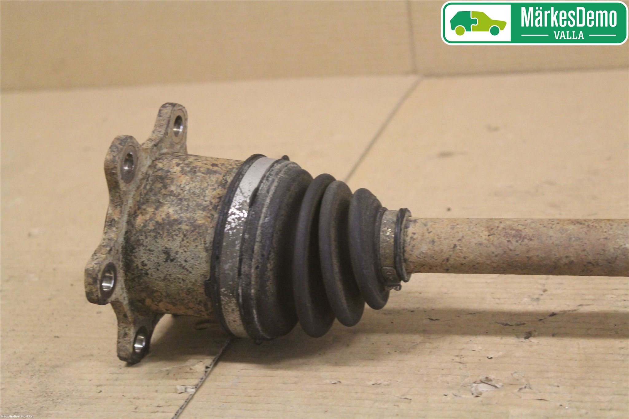 Suzuki GRAND VITARA II 06-14 Drivaxel Bak Höger
