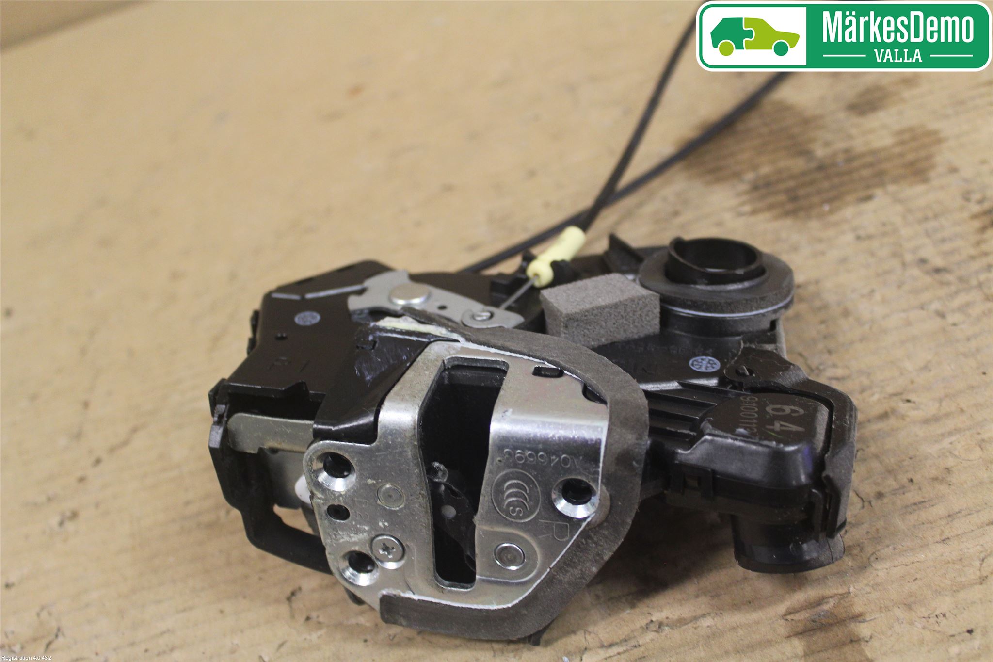 Suzuki GRAND VITARA II 06-14 Låskista-Dörrlås