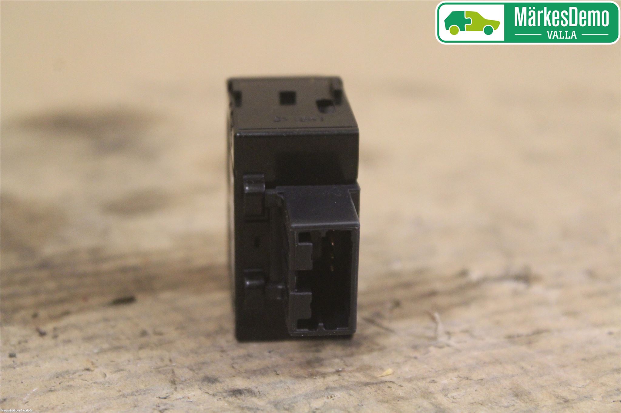 Nissan QASHQAI 10-14 Strömställare Antisladd