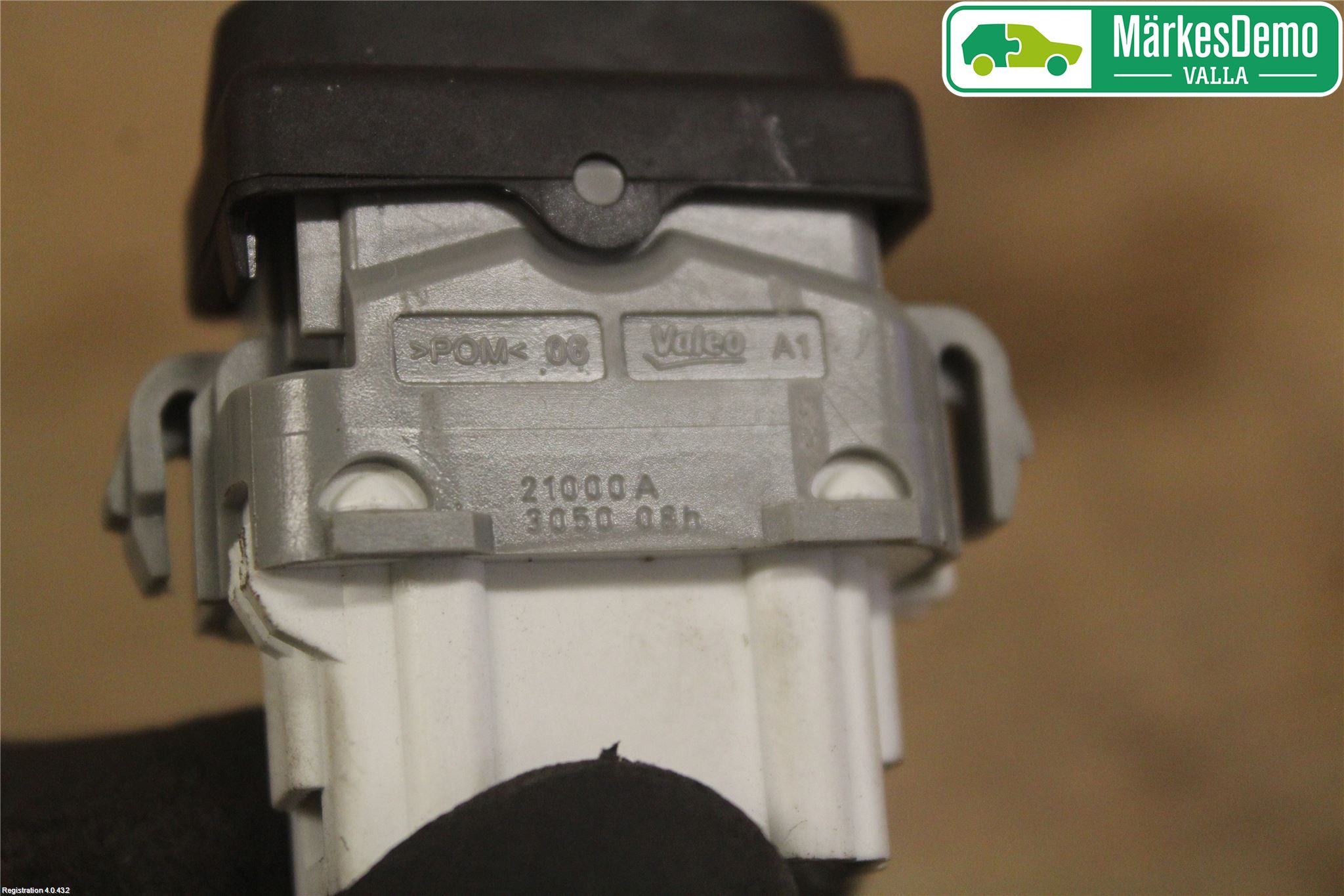 Nissan QASHQAI 10-14 Strömställare Centrallås