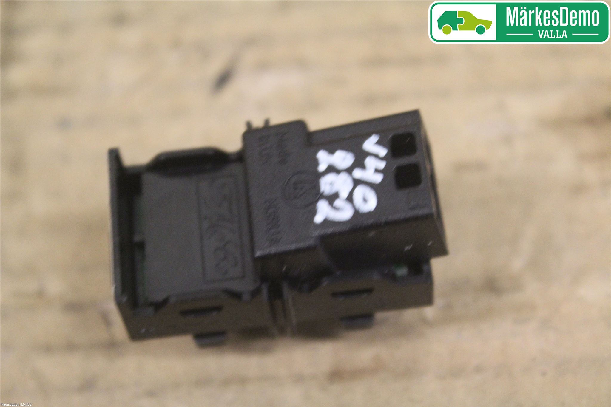 Volvo V70 08-13 Strömställare Centrallås