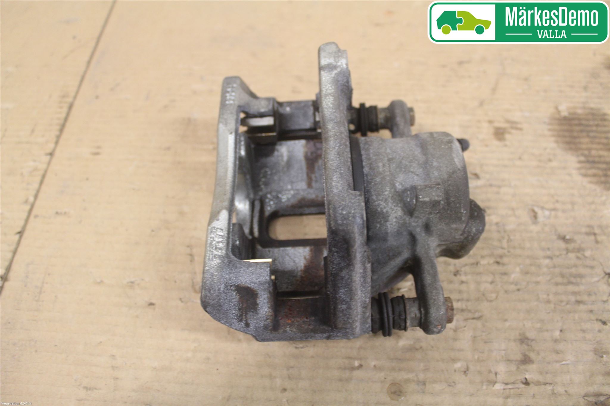 Renault CLIO IV 12-16 Bromsok Fram Vänster