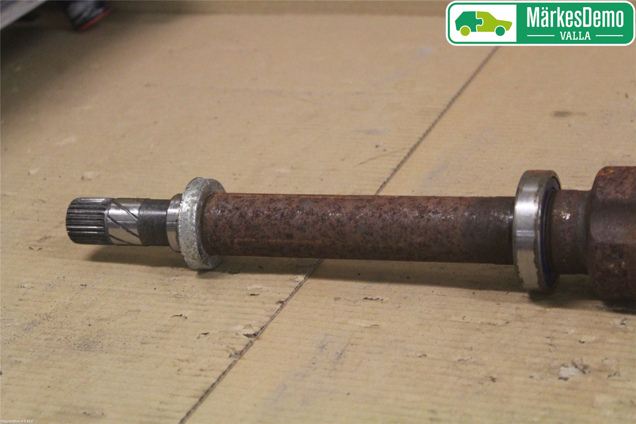 Renault CLIO IV 12-16 Drivaxel Fram Höger