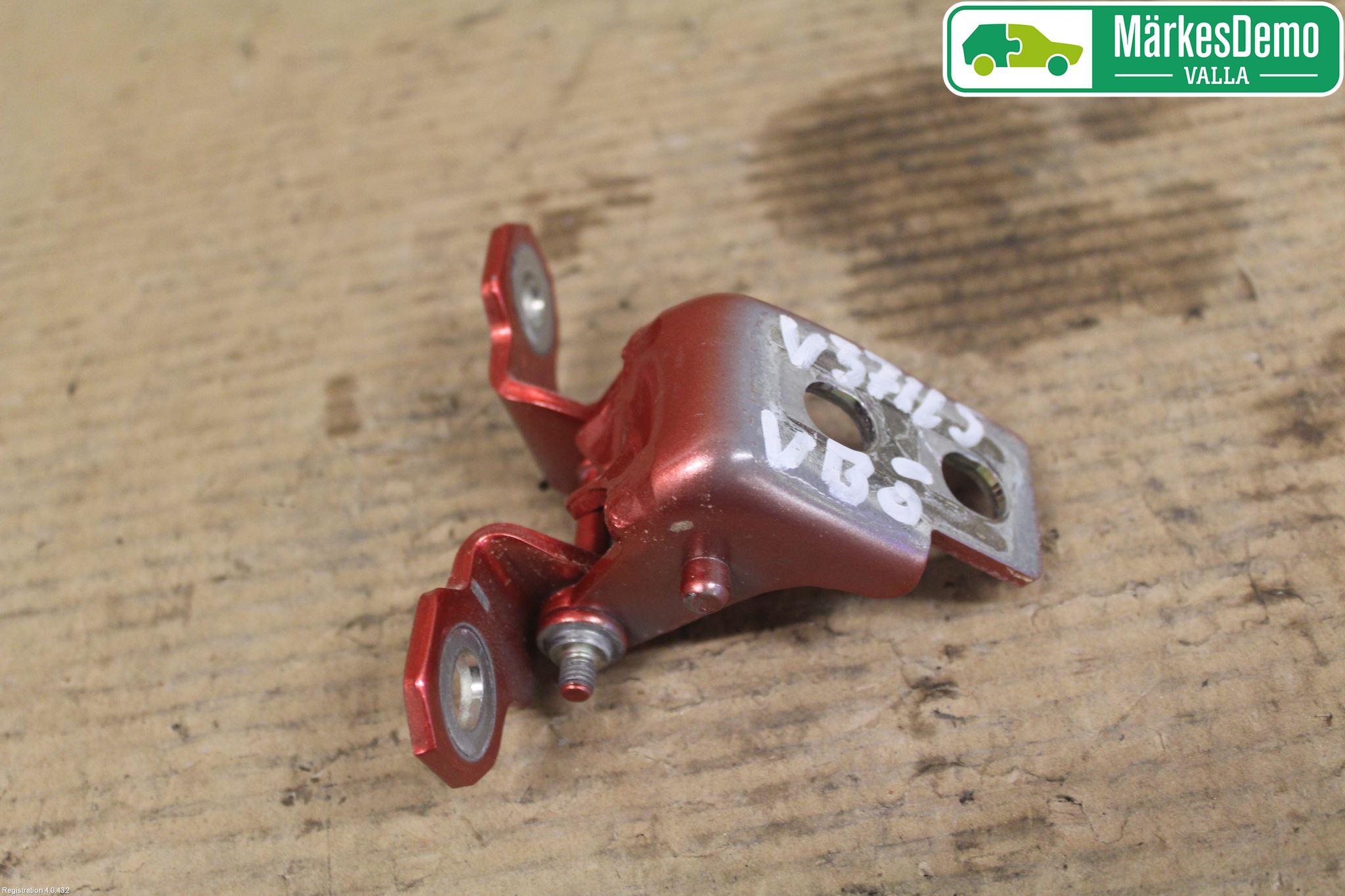 Renault CLIO IV 12-16 Dörrgångjärn